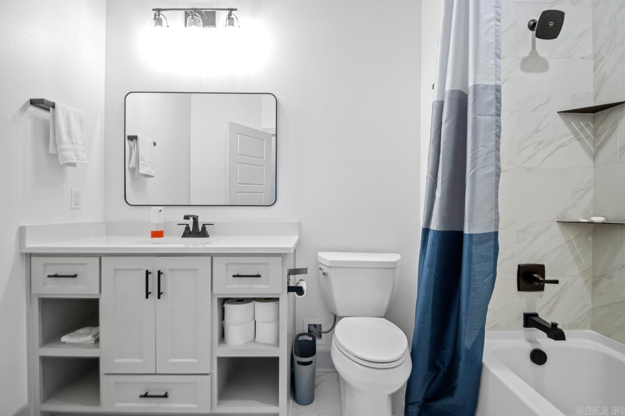 6113 Fait Road Property Photo 33