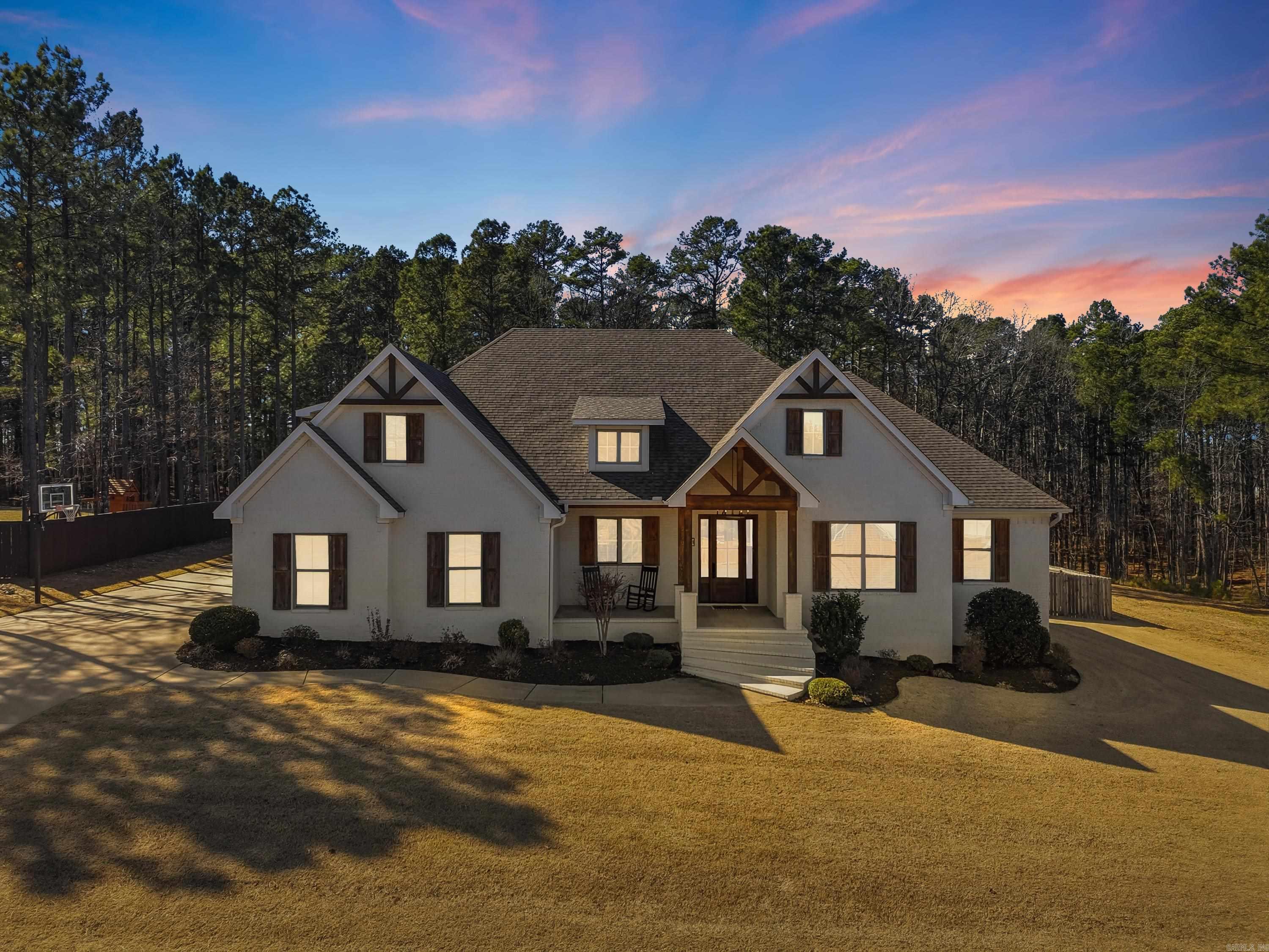 5048 Westridge Cir Property Photo 6
