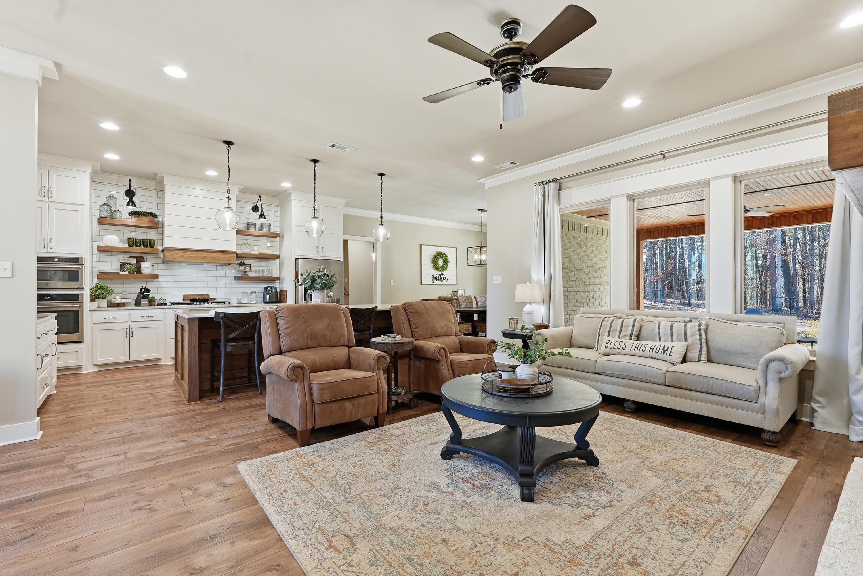 5048 Westridge Cir Property Photo 7