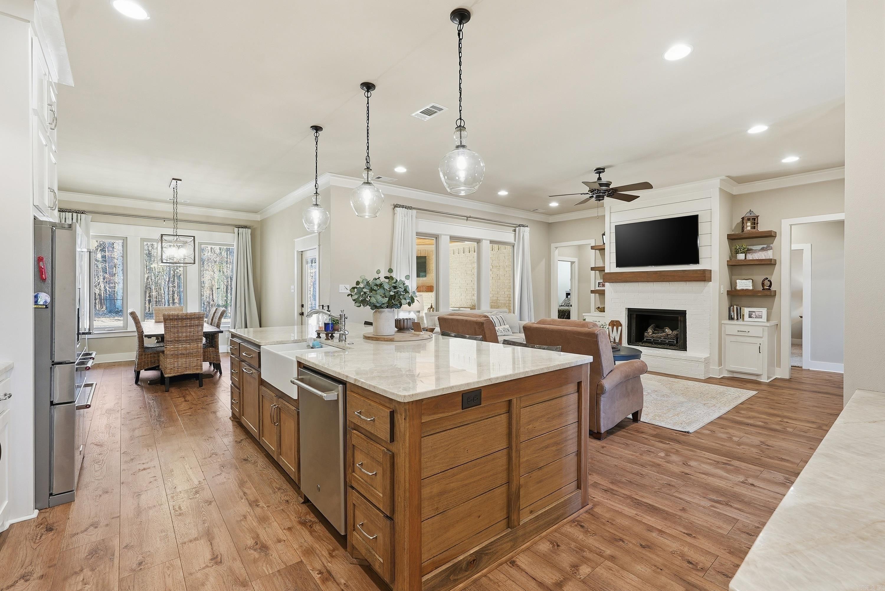 5048 Westridge Cir Property Photo 14
