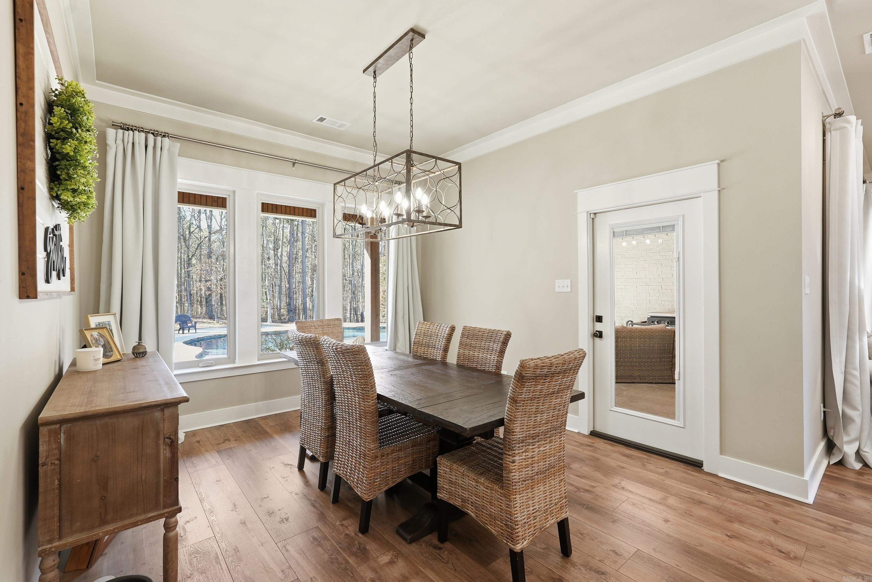 5048 Westridge Cir Property Photo 15