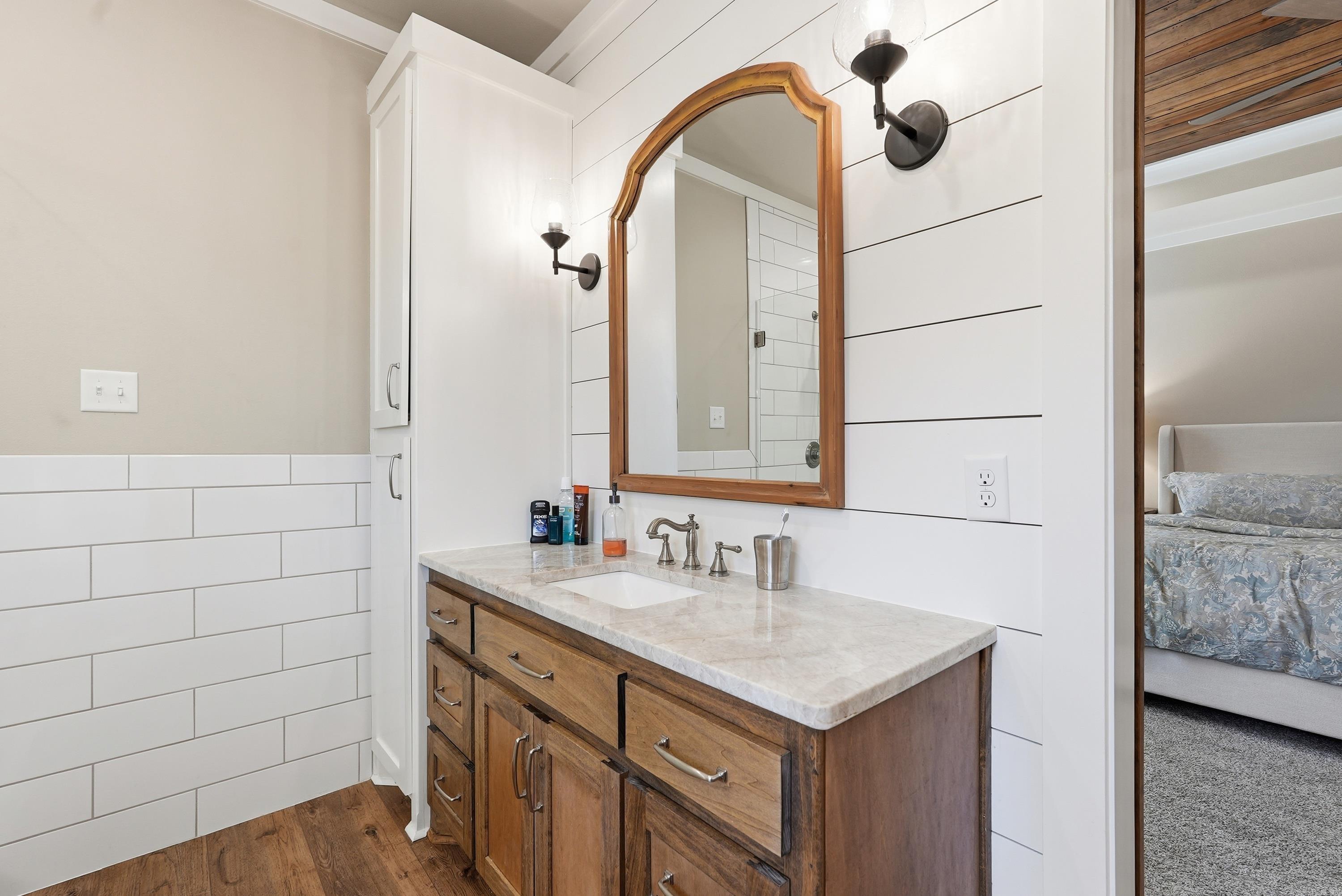 5048 Westridge Cir Property Photo 20