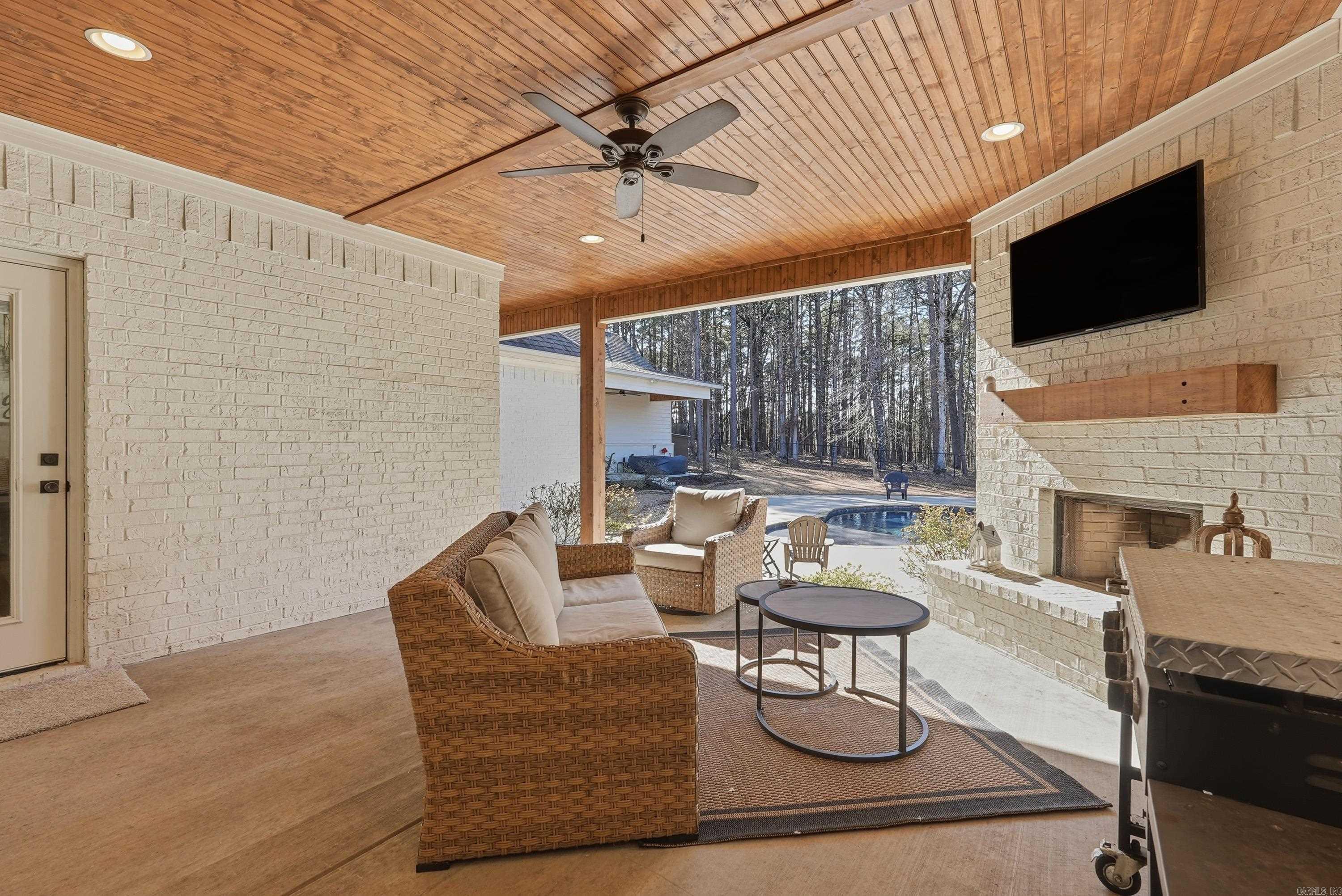 5048 Westridge Cir Property Photo 36