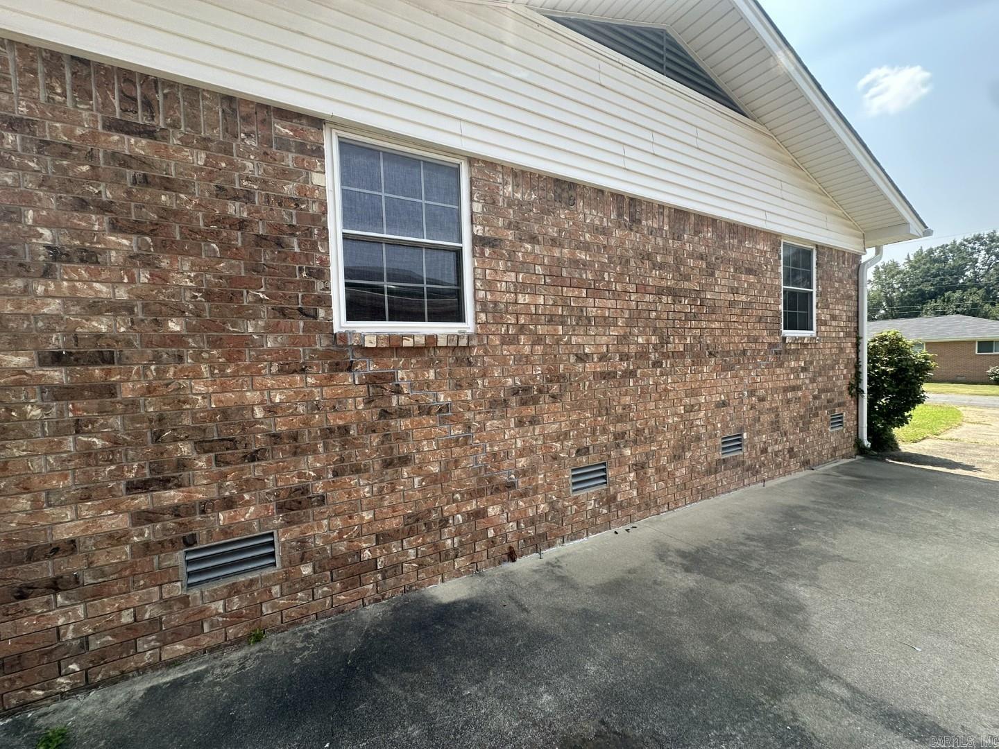 1512 Glover Street Property Photo 8