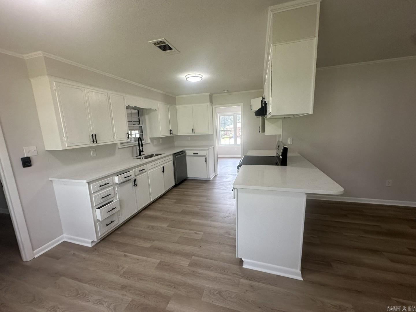 1512 Glover Street Property Photo 10