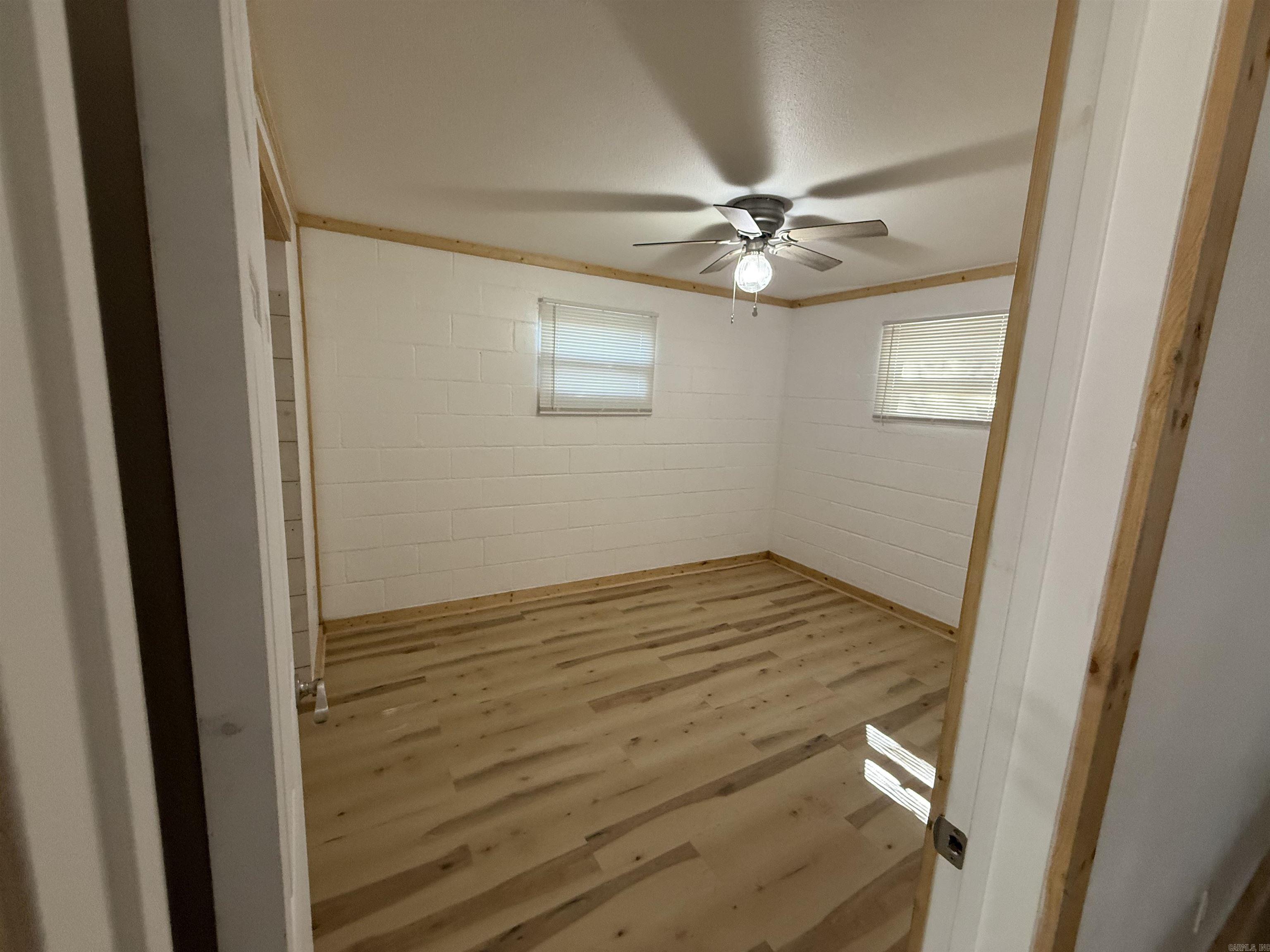 411 N Center Street Property Photo 10