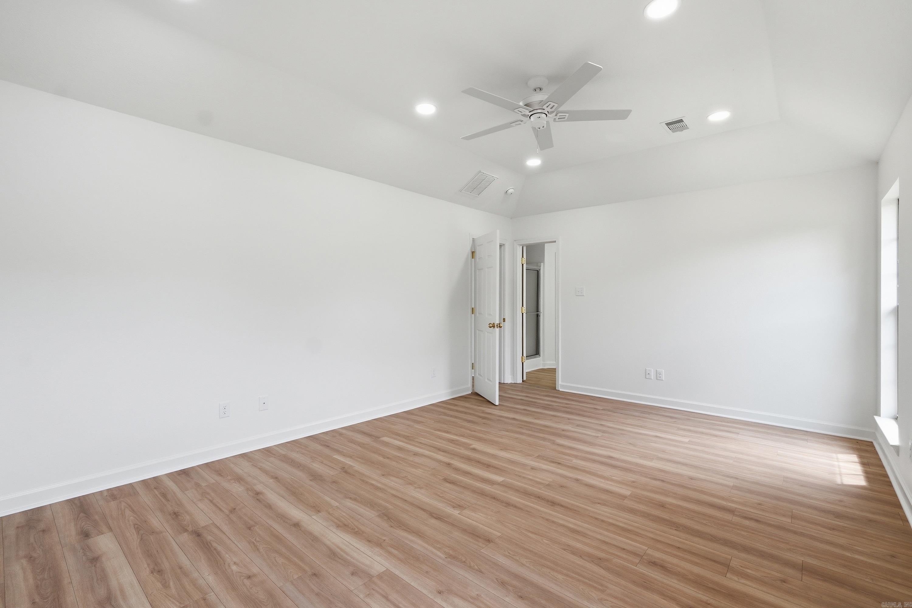 10 Weatherton Drive Property Photo 17