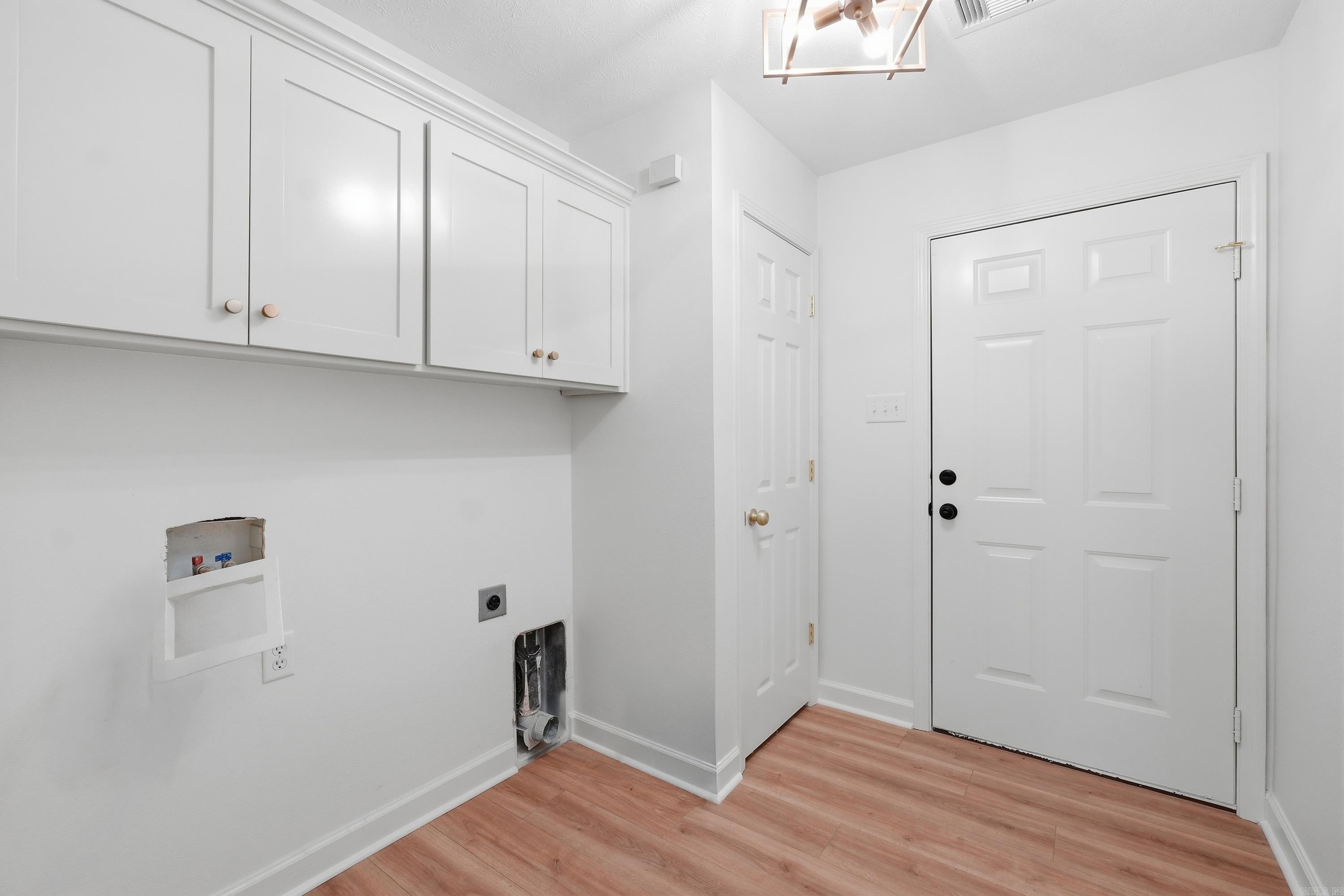 10 Weatherton Drive Property Photo 27