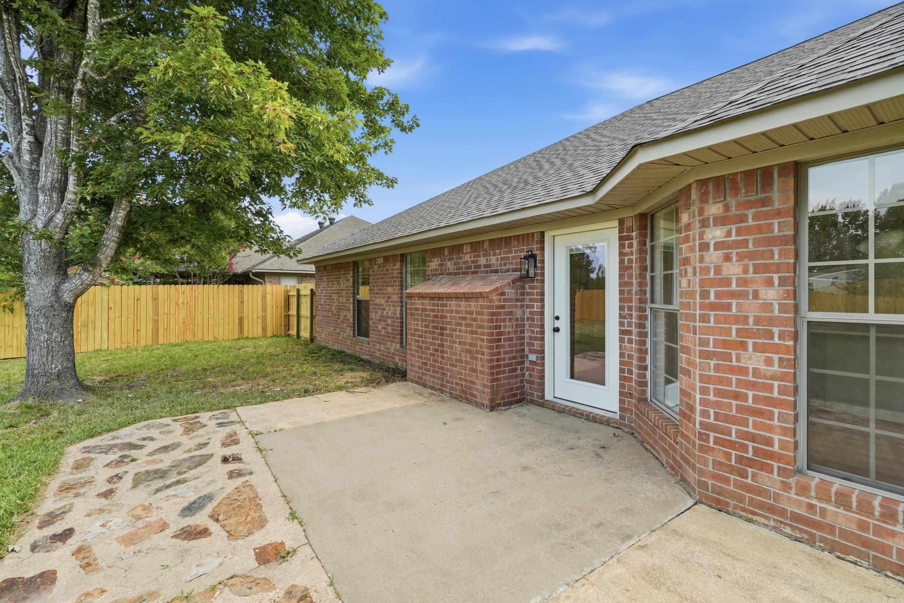 10 Weatherton Drive Property Photo 29
