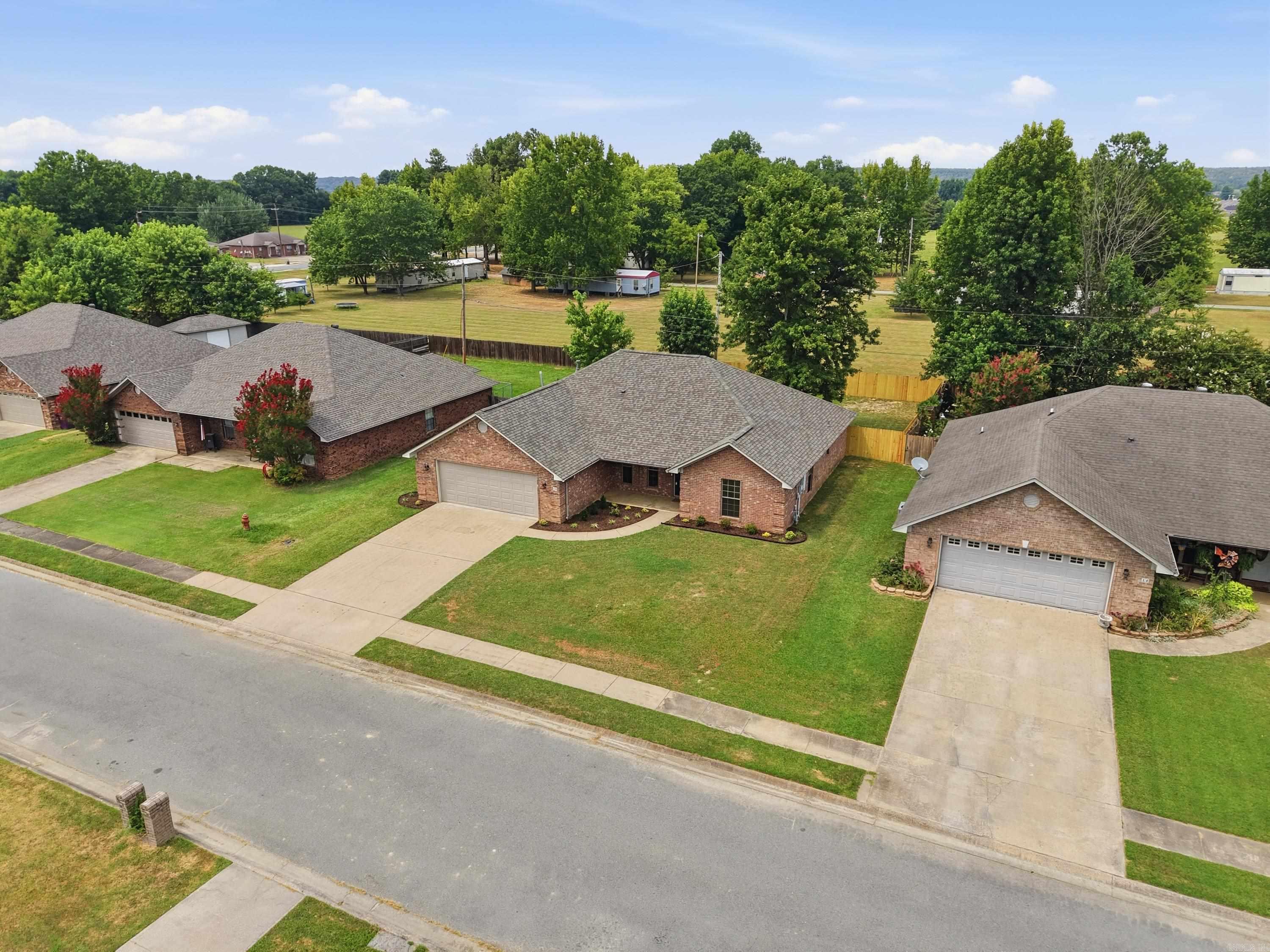 10 Weatherton Drive Property Photo 37