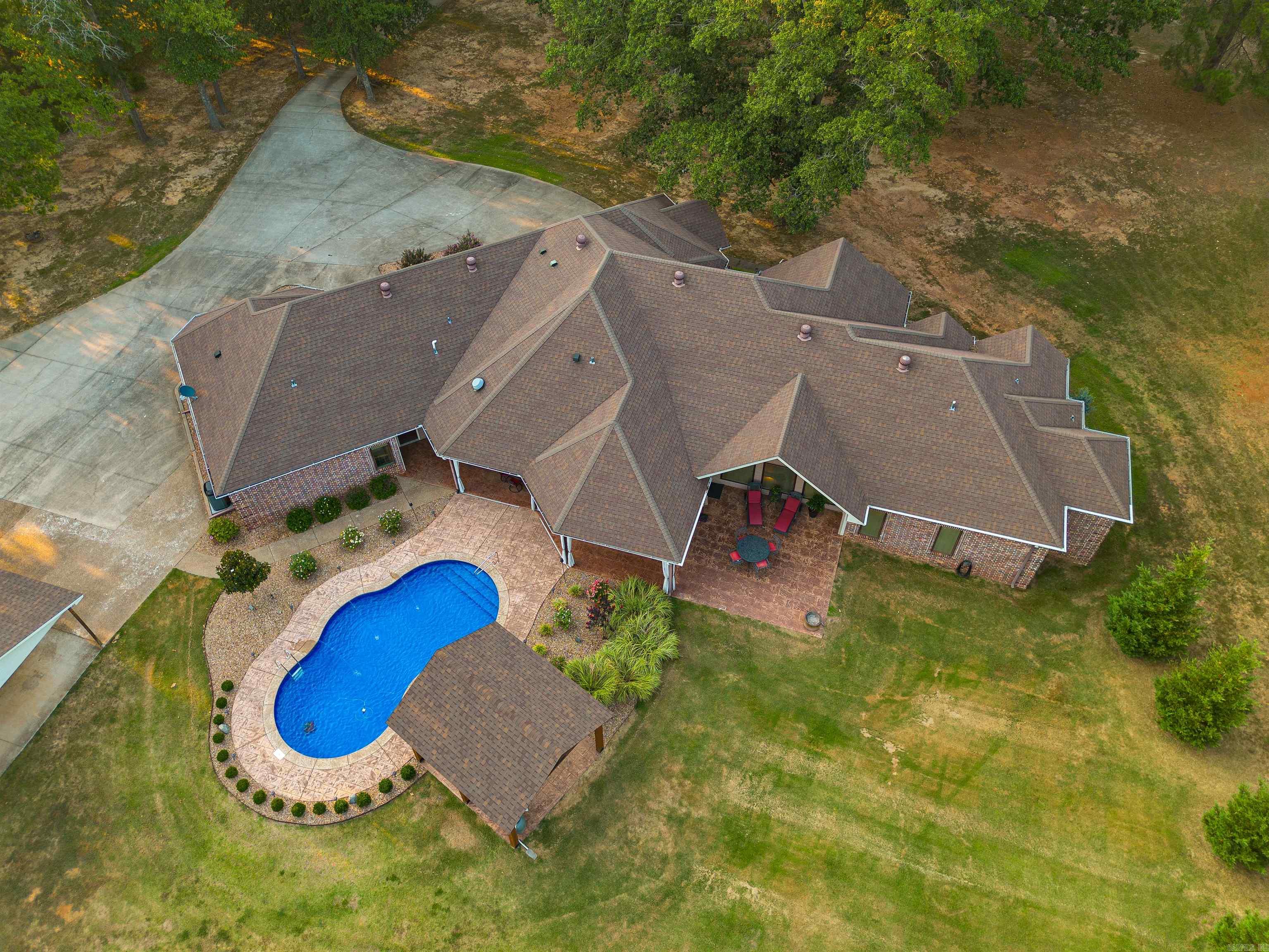 2705 Campground Road Property Photo 5