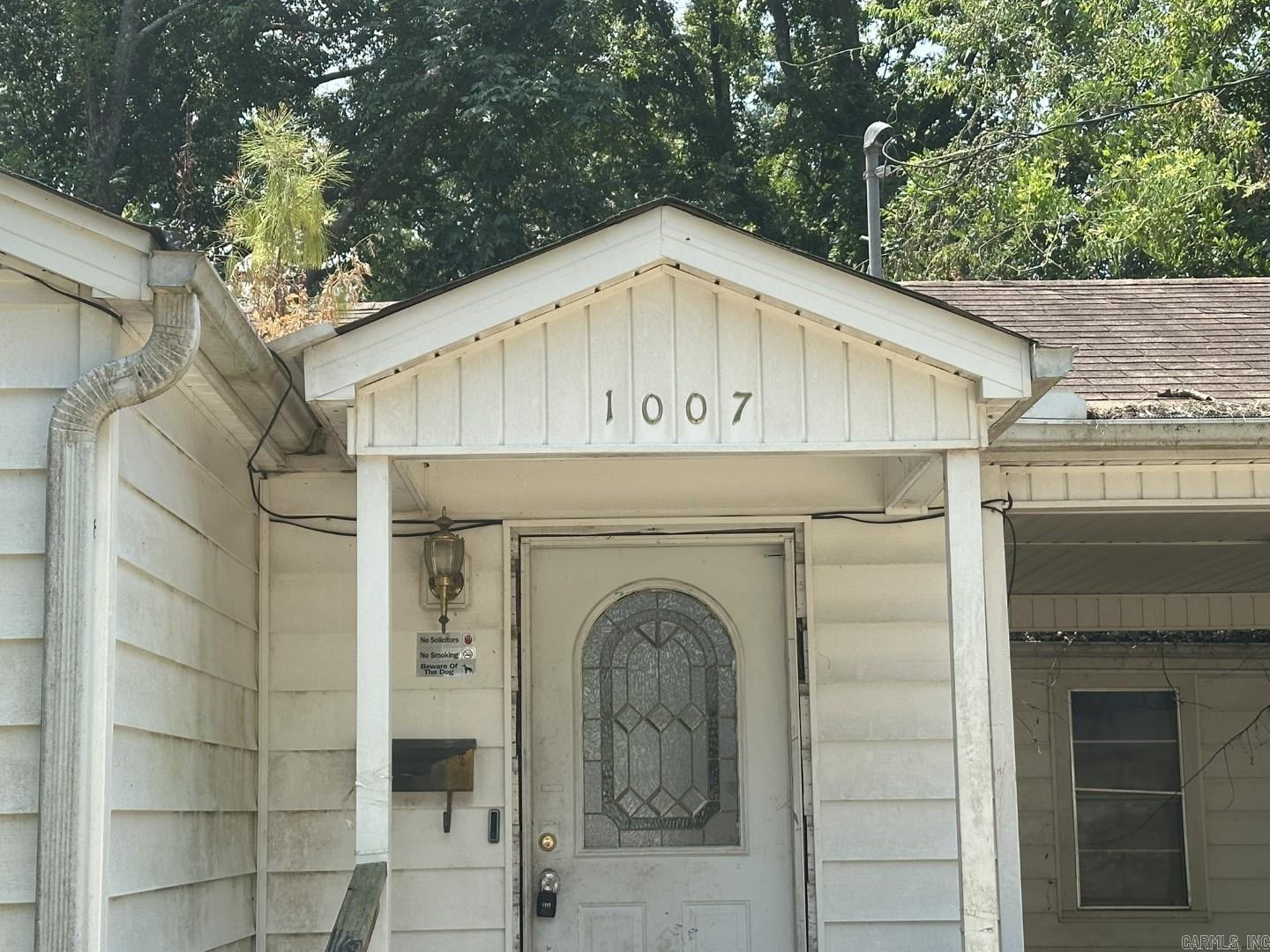 1007 E Sullenberger Avenue Property Photo 2