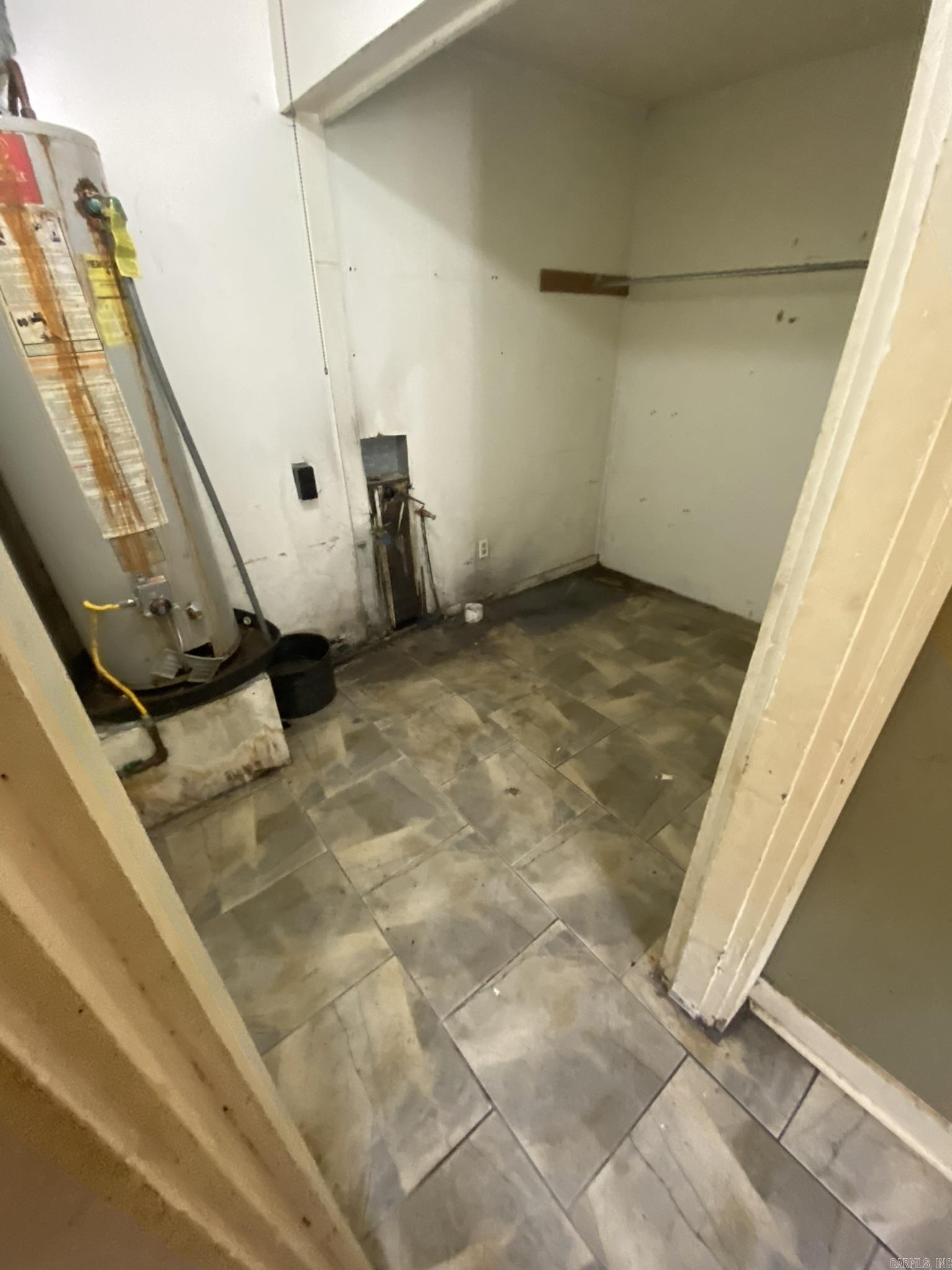 1007 E Sullenberger Avenue Property Photo 16