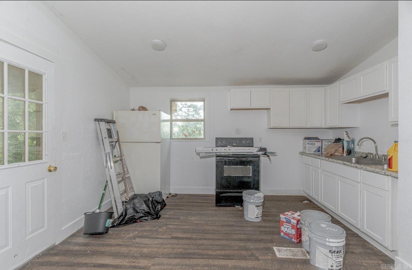 1812 Fairlane Ave Property Photo 9