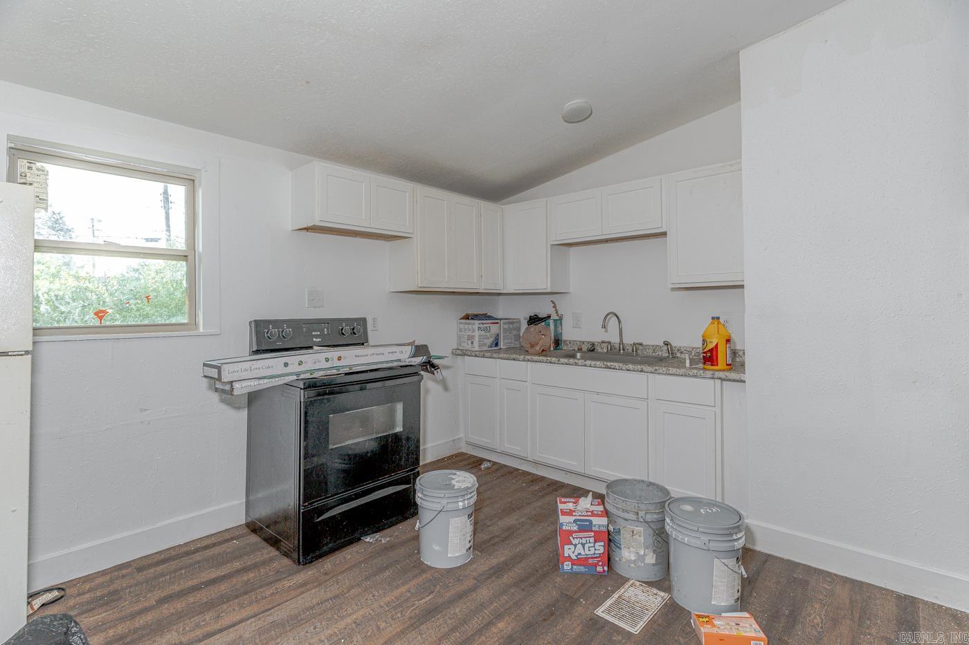 1812 Fairlane Ave Property Photo 10