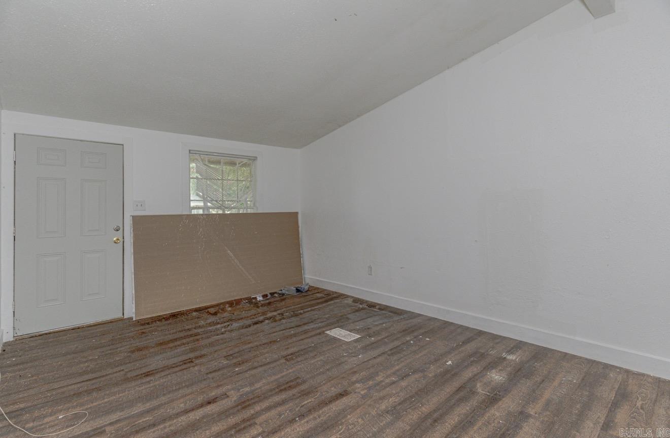 1812 Fairlane Ave Property Photo 32