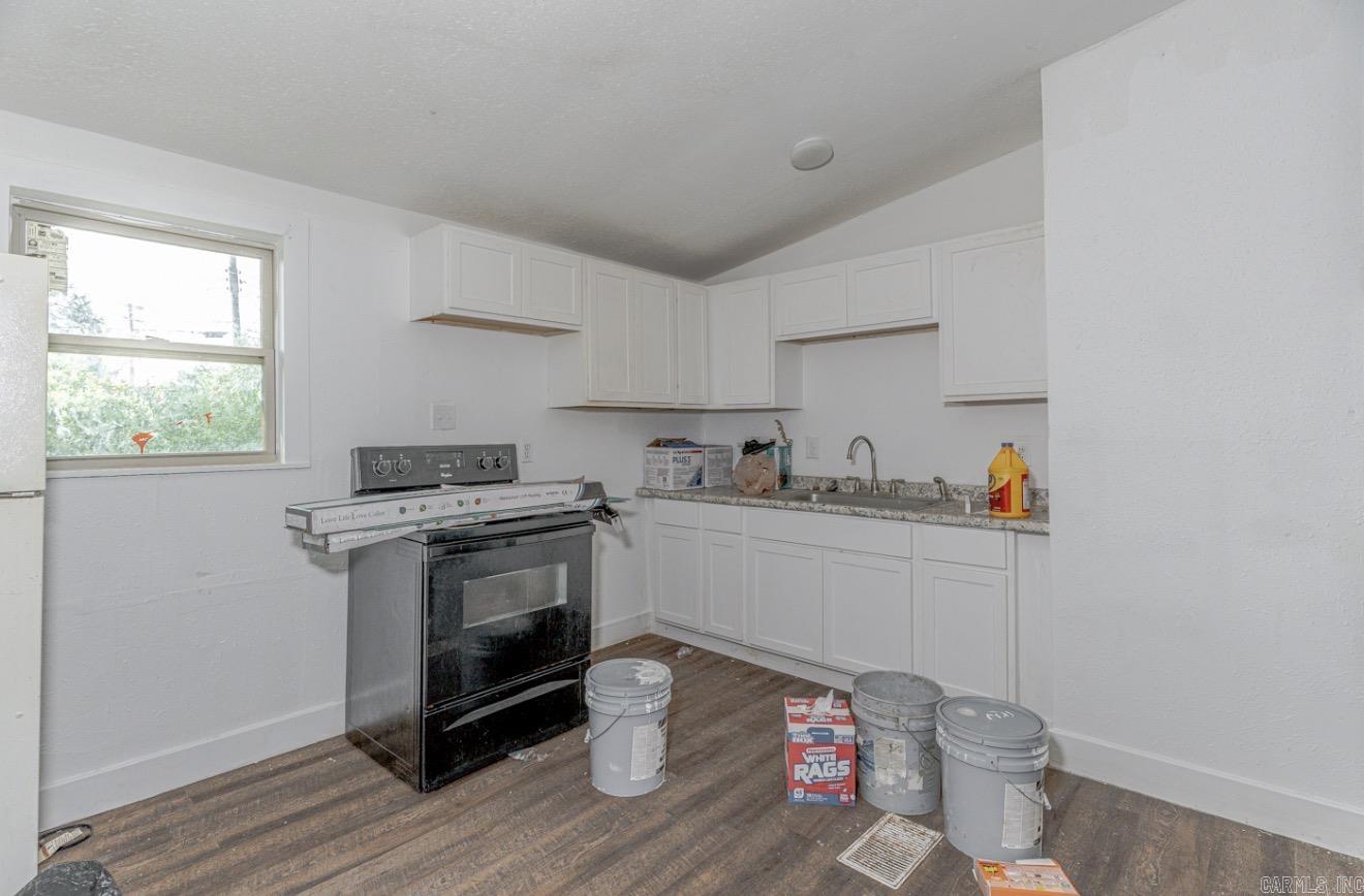 1812 Fairlane Ave Property Photo 34