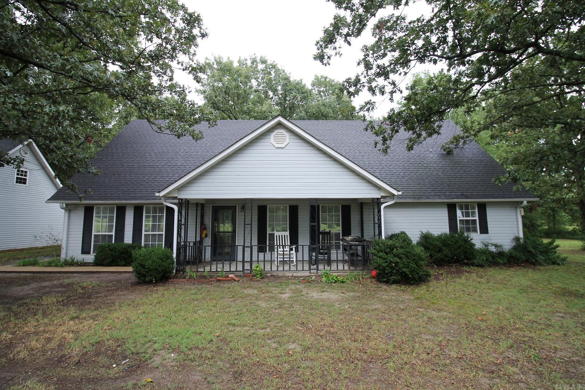 4162 Gr 818 Road Property Photo 1