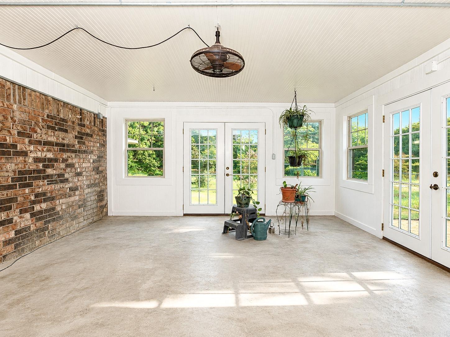 9003 Dyson Property Photo 15