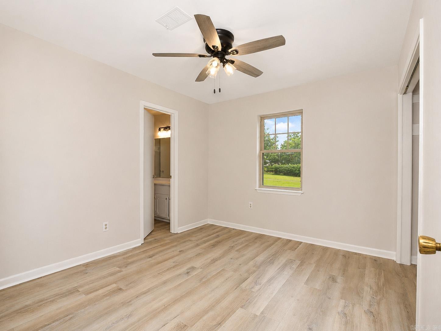 9003 Dyson Property Photo 20