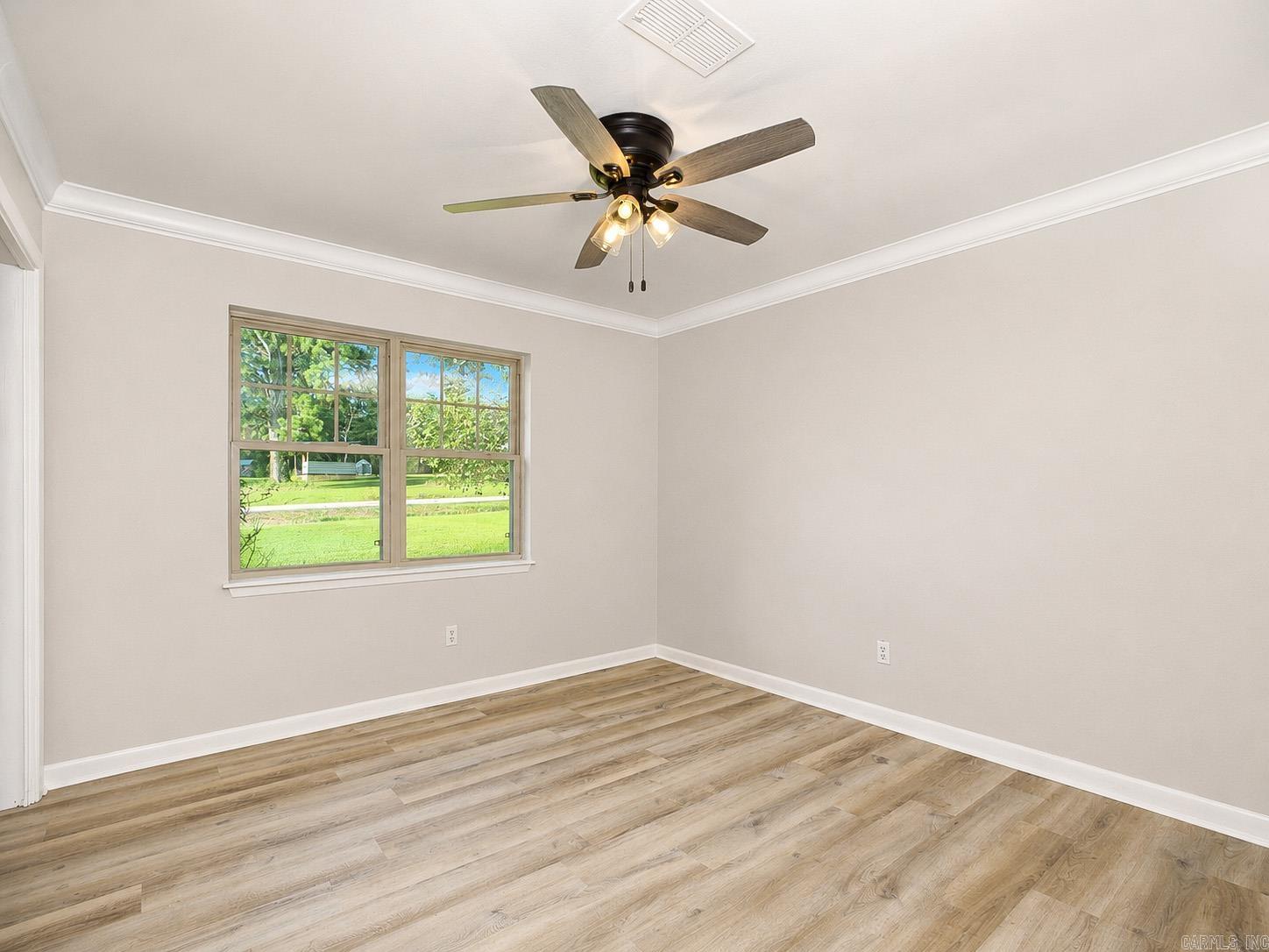 9003 Dyson Property Photo 22