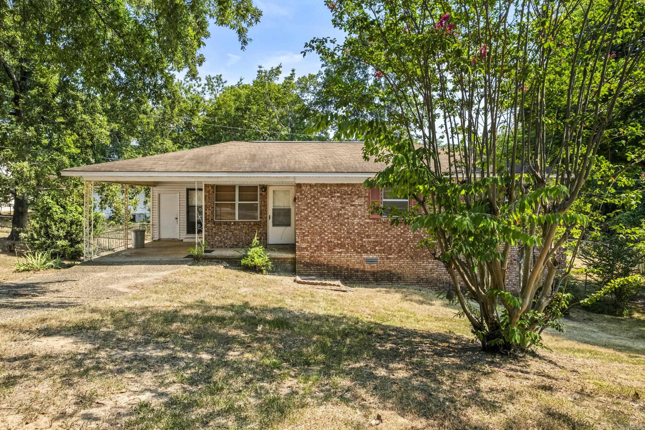 28 Greycourt Circle Property Photo 1