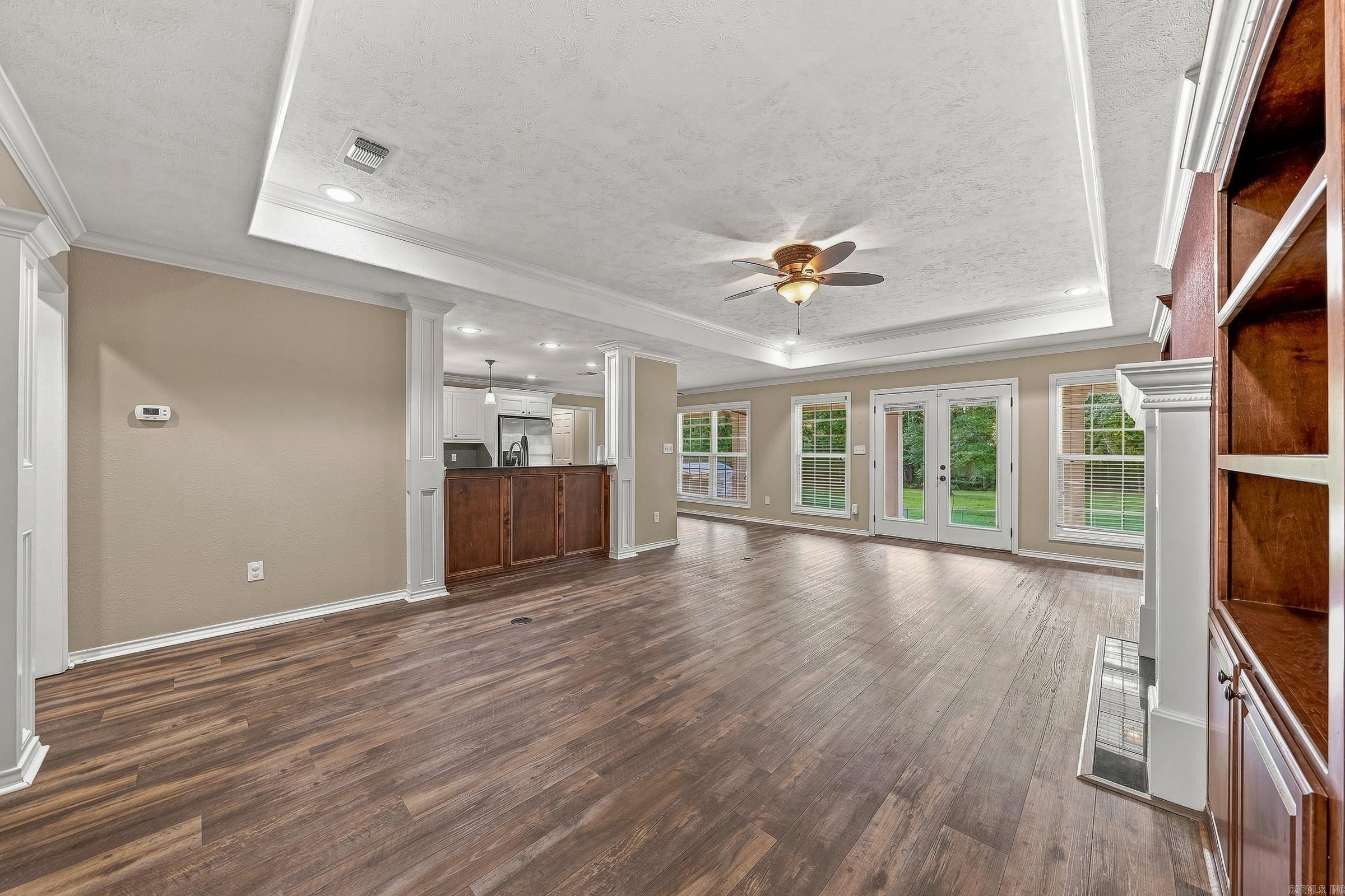 621 Crosstrails Road Property Photo 3