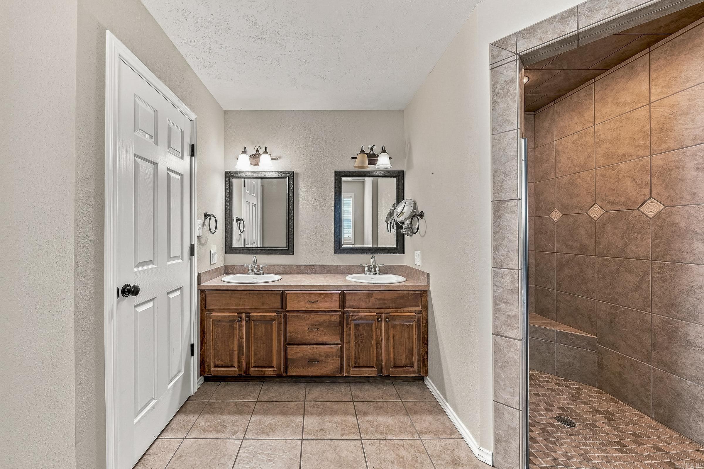 621 Crosstrails Road Property Photo 21
