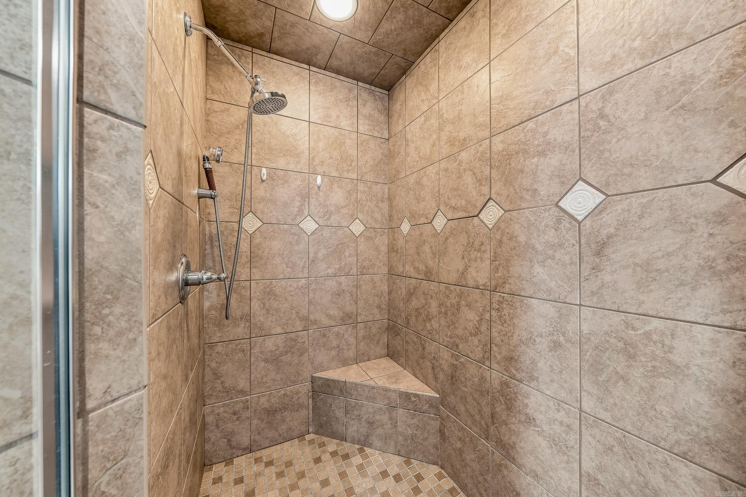 621 Crosstrails Road Property Photo 22