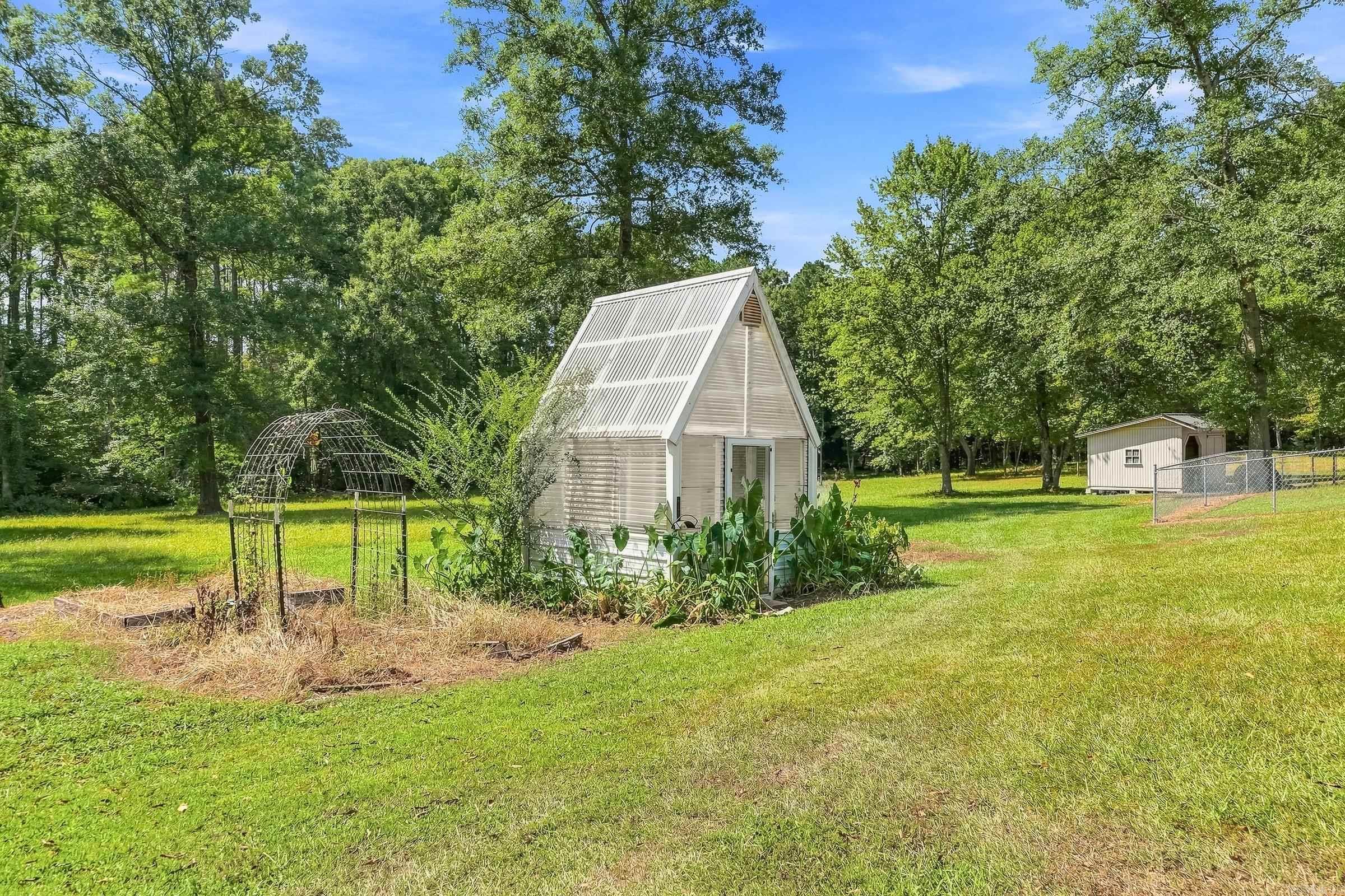621 Crosstrails Road Property Photo 37