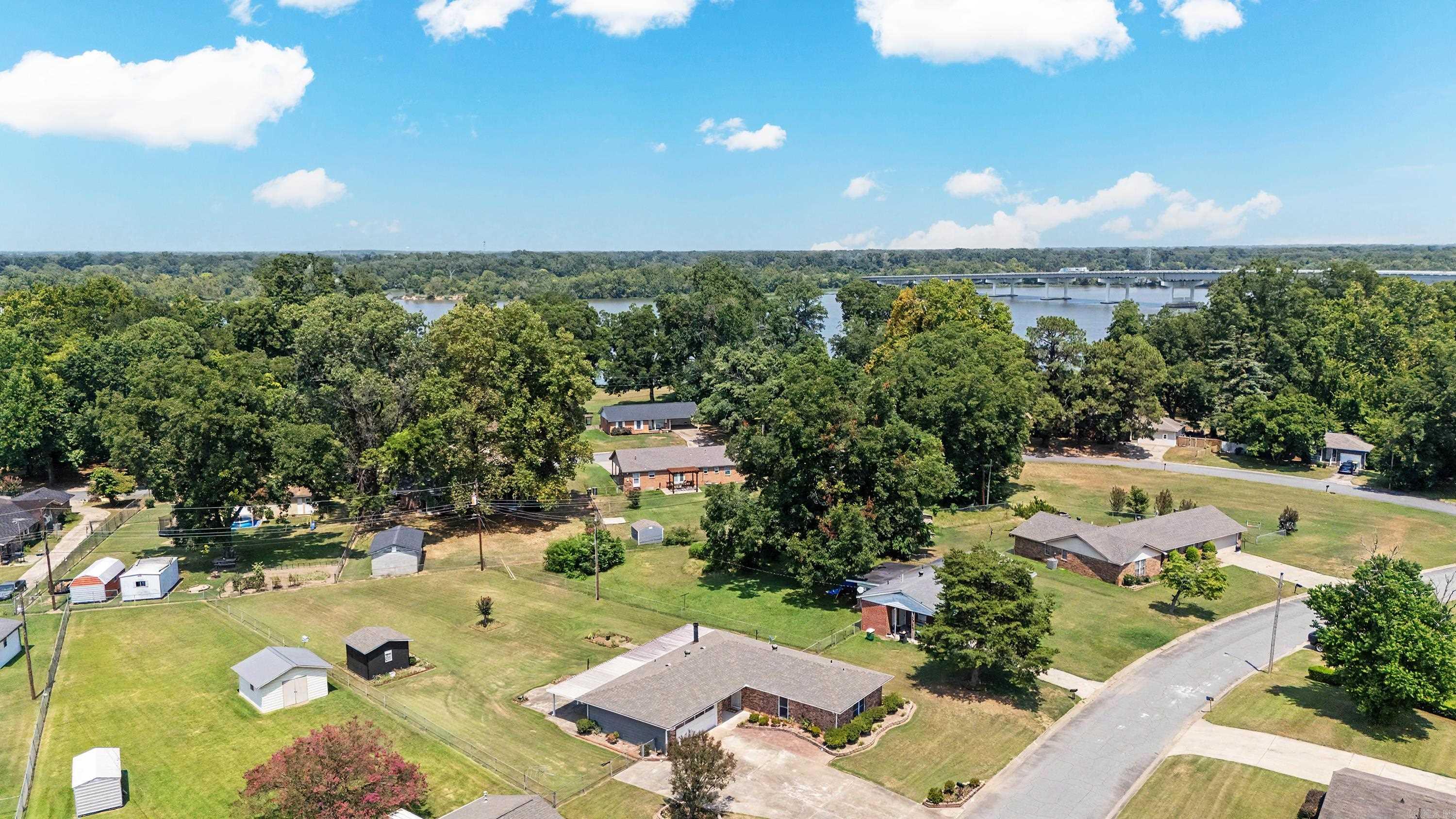 26 Colby Drive Property Photo 2
