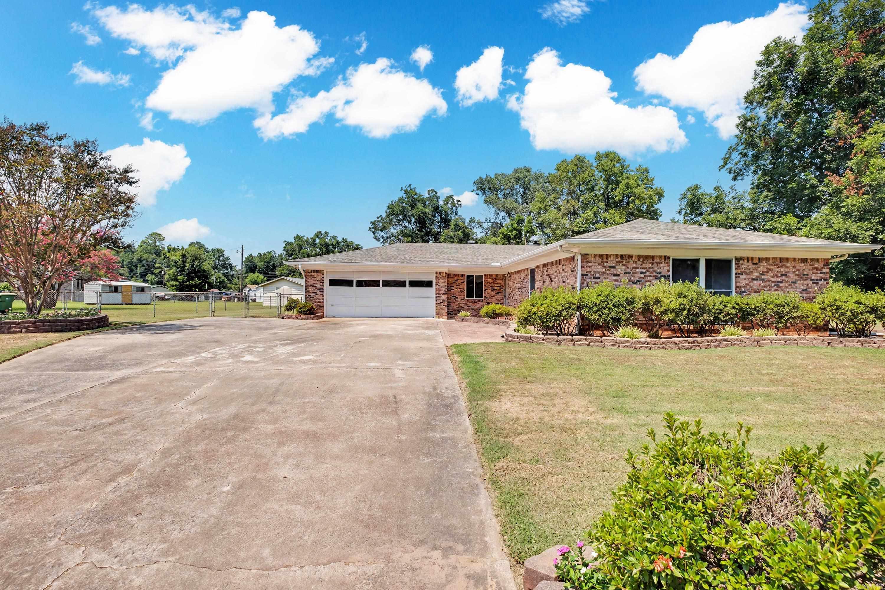 26 Colby Drive Property Photo 3