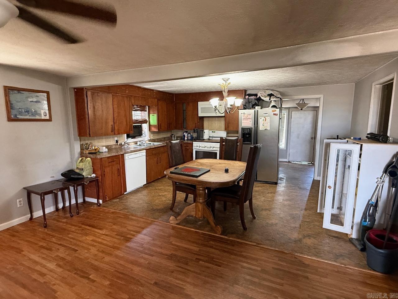 2699 Dry Mountain Road Property Photo 6