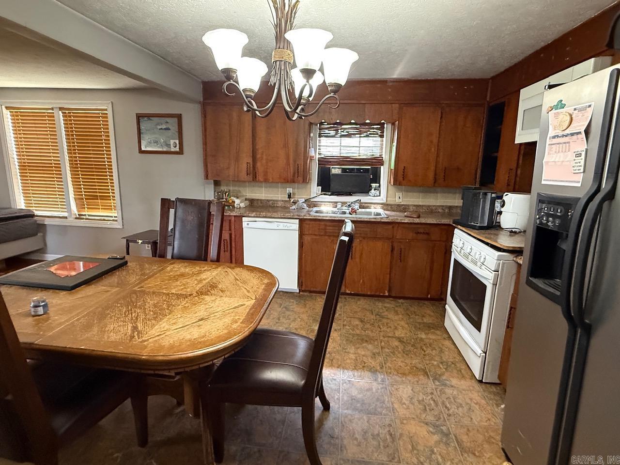 2699 Dry Mountain Road Property Photo 7