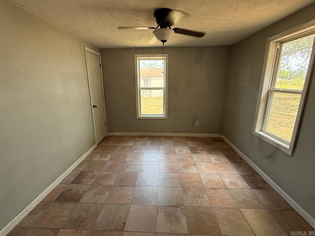 2699 Dry Mountain Road Property Photo 14