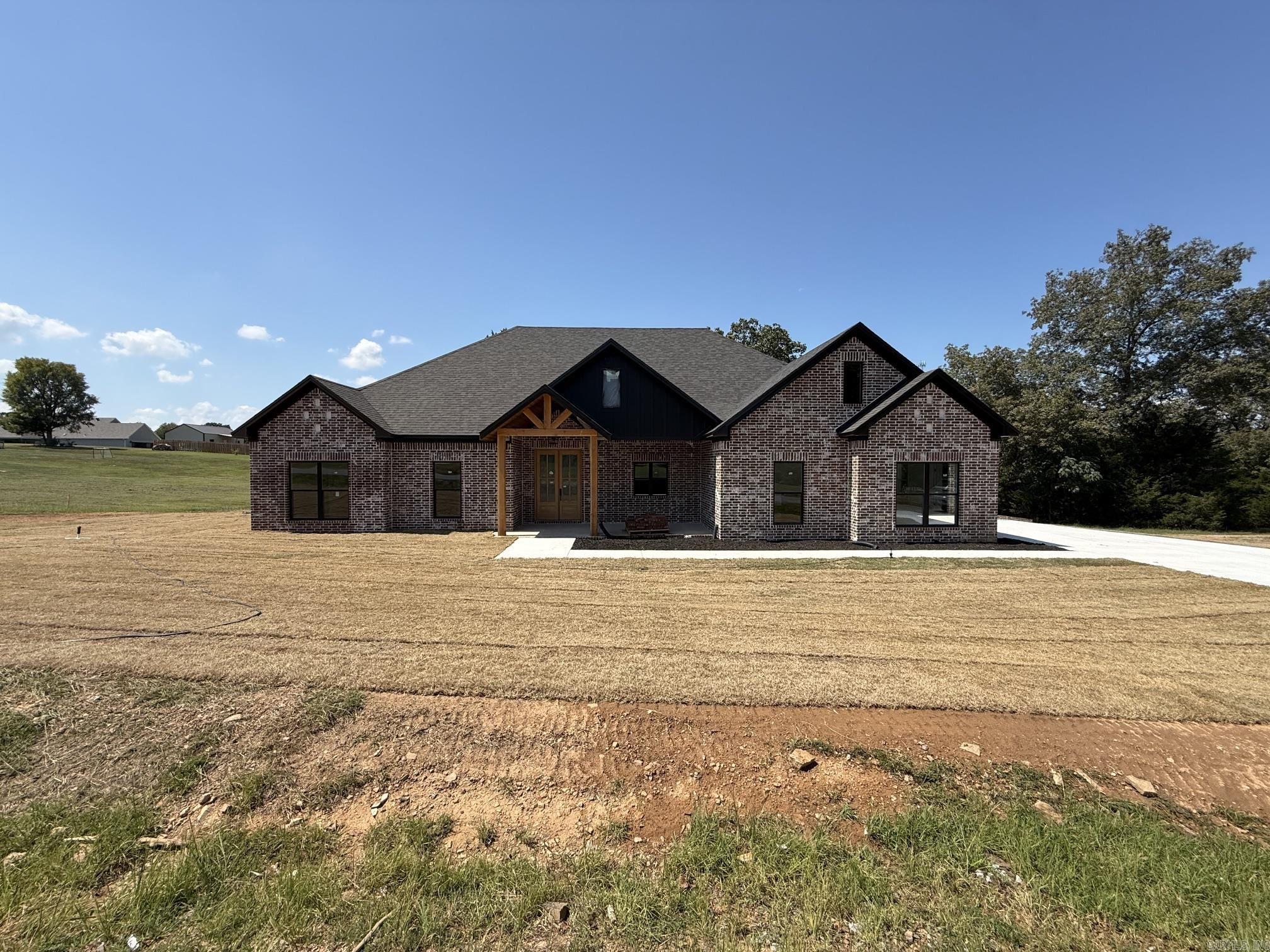 13 Pear Circle Property Photo 2