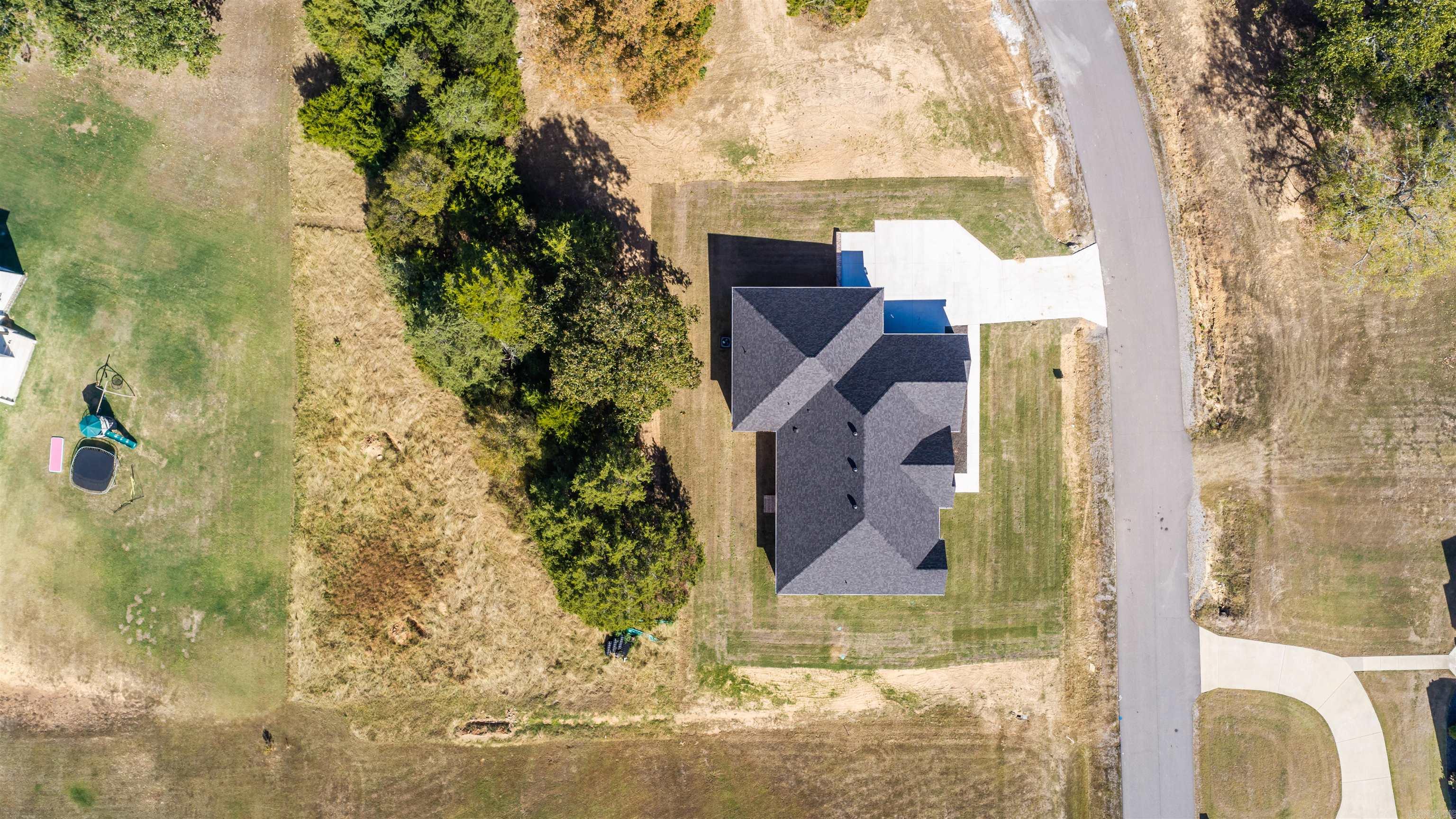 13 Pear Circle Property Photo 3