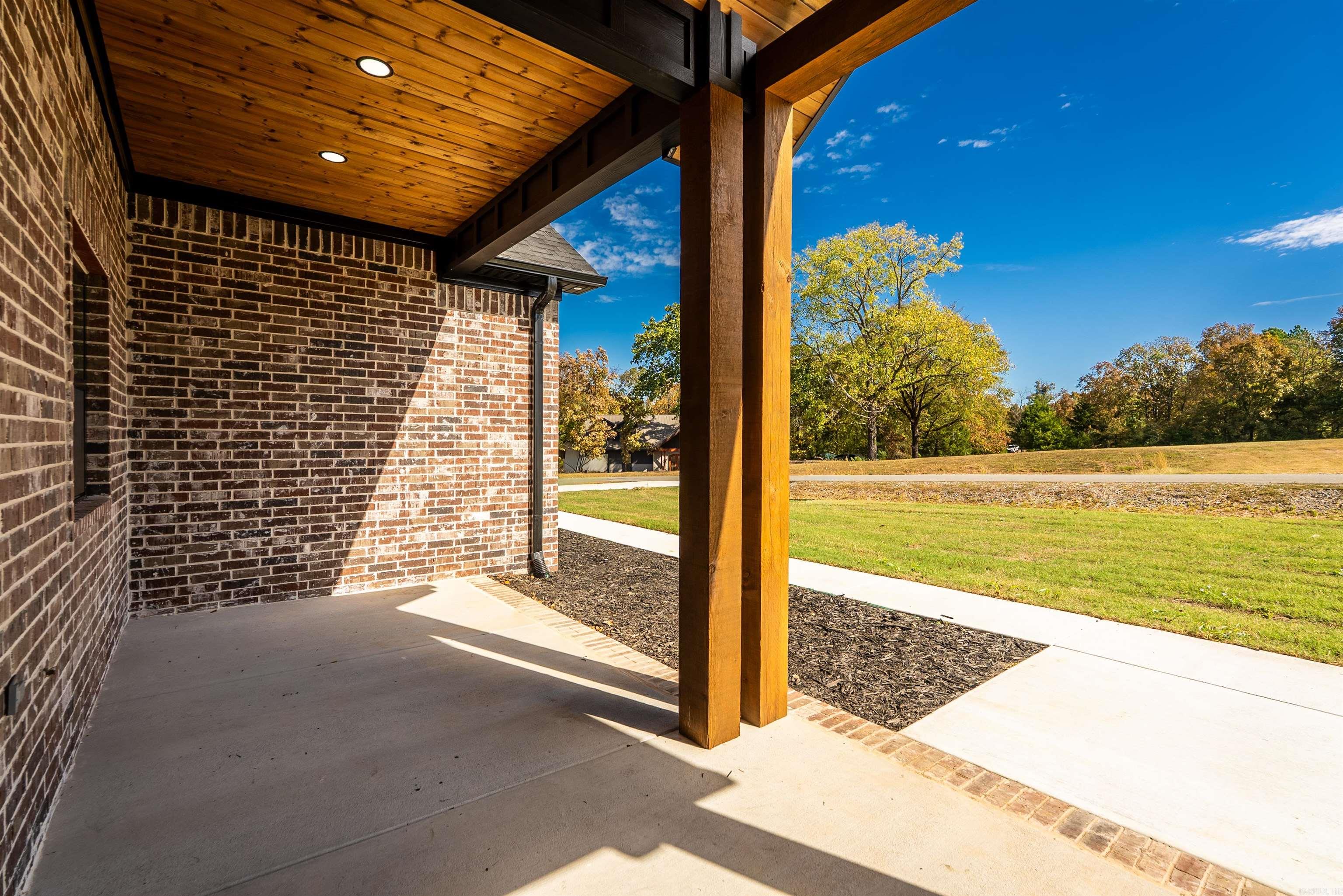 13 Pear Circle Property Photo 6