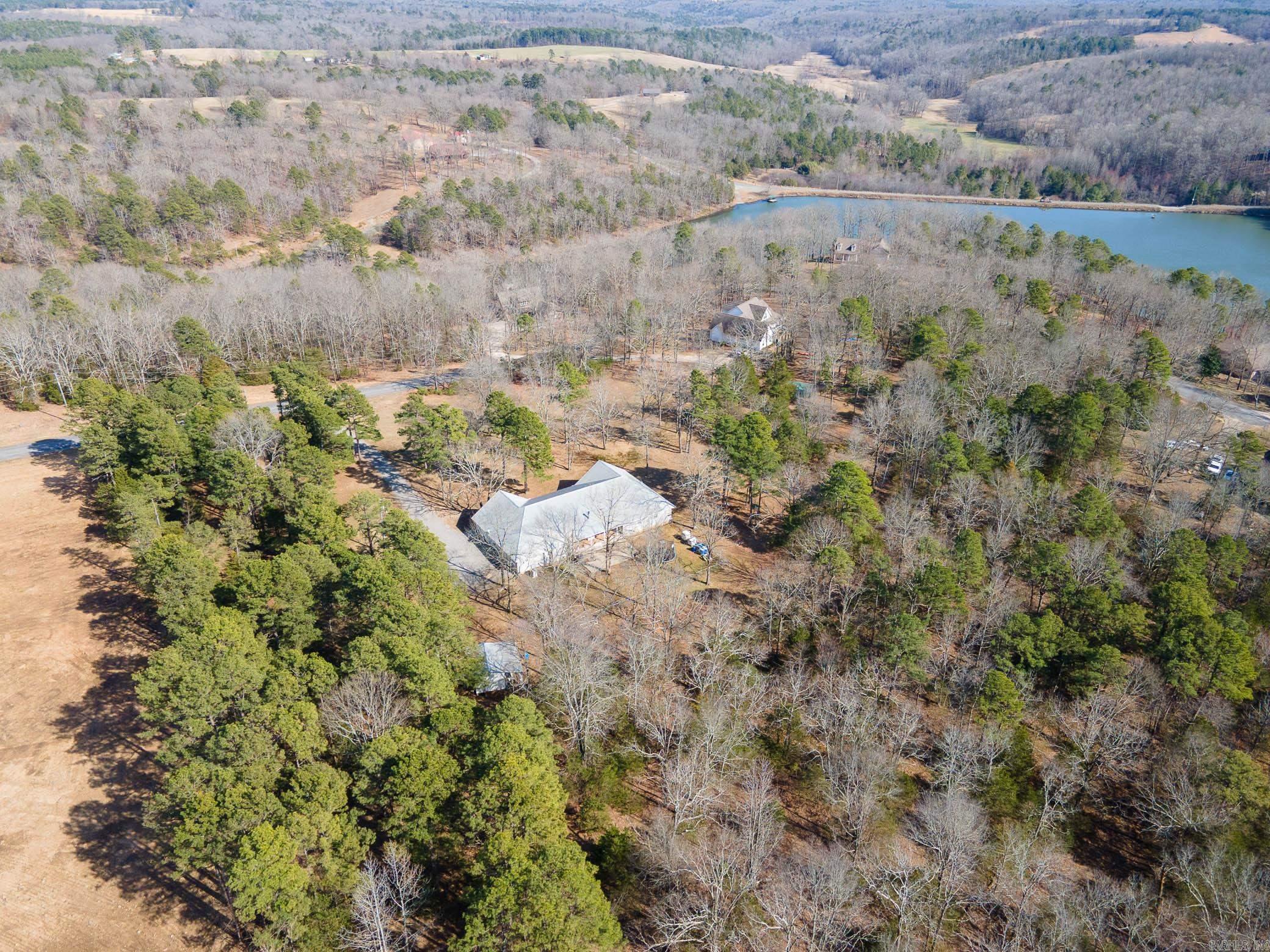 70 Quail Hollow Cove Property Photo 3