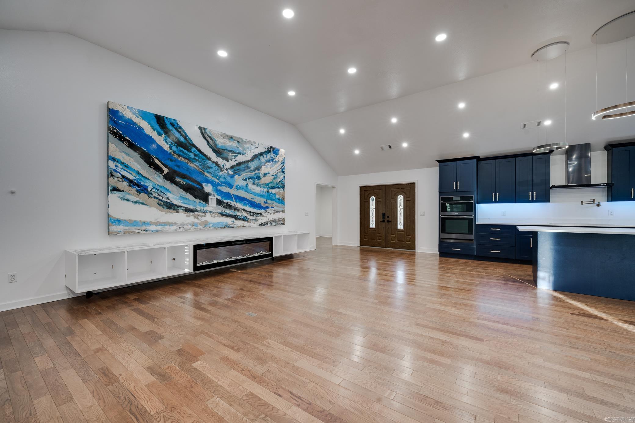 70 Quail Hollow Cove Property Photo 7