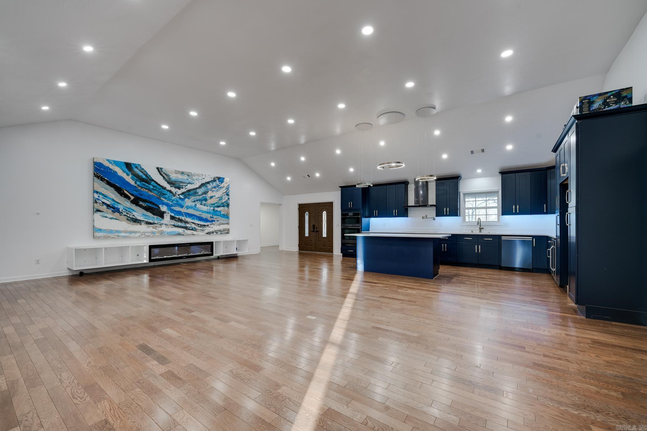 70 Quail Hollow Cove Property Photo 11