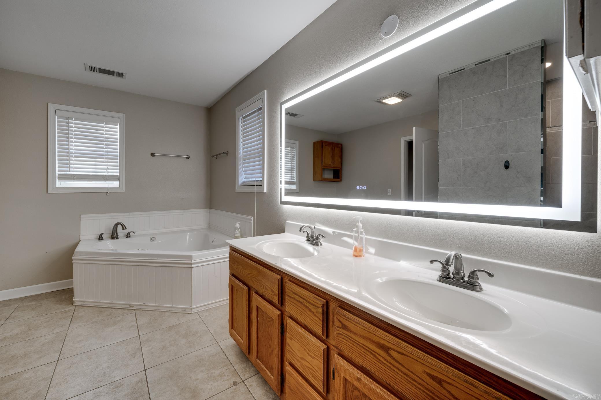 70 Quail Hollow Cove Property Photo 23