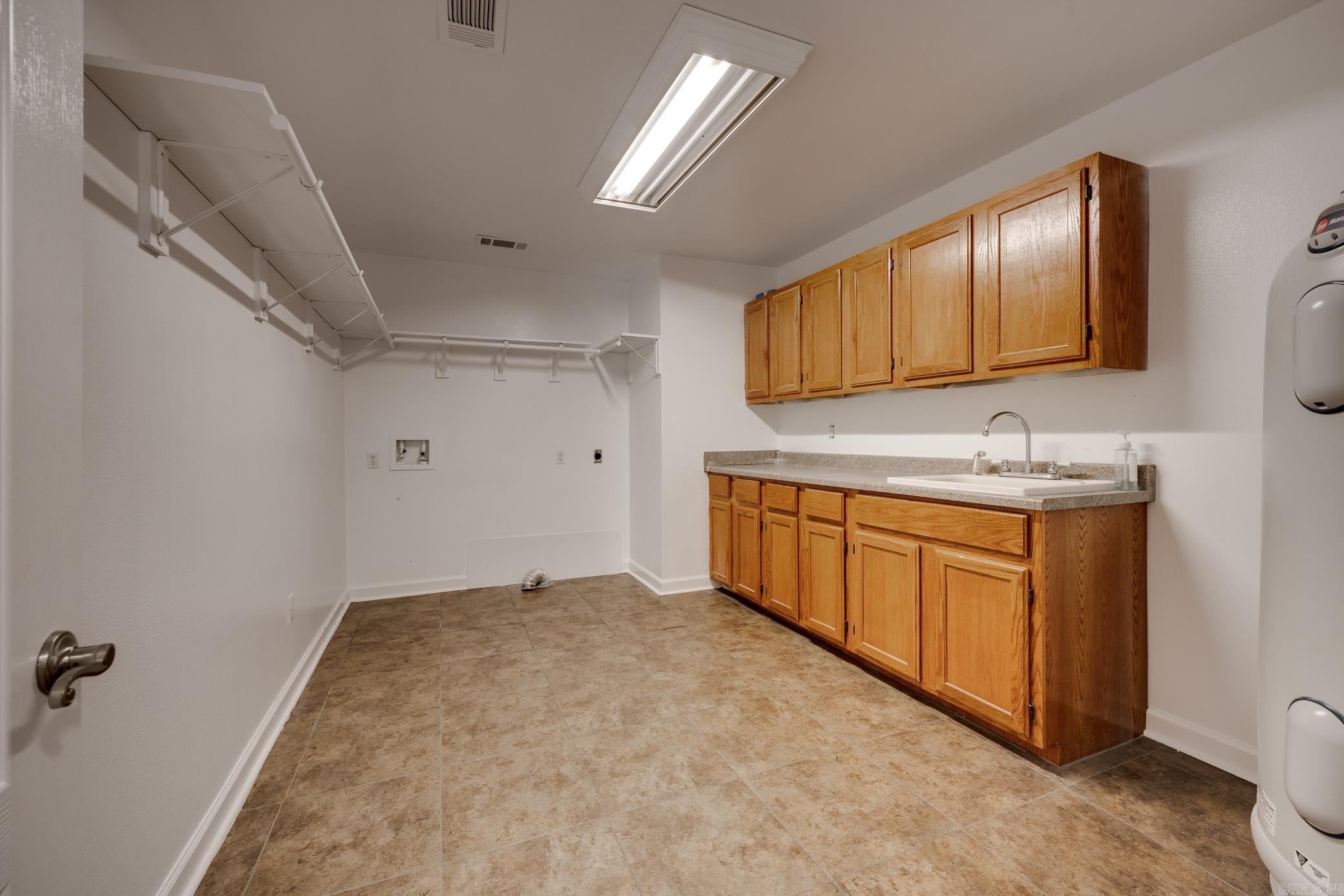 70 Quail Hollow Cove Property Photo 28