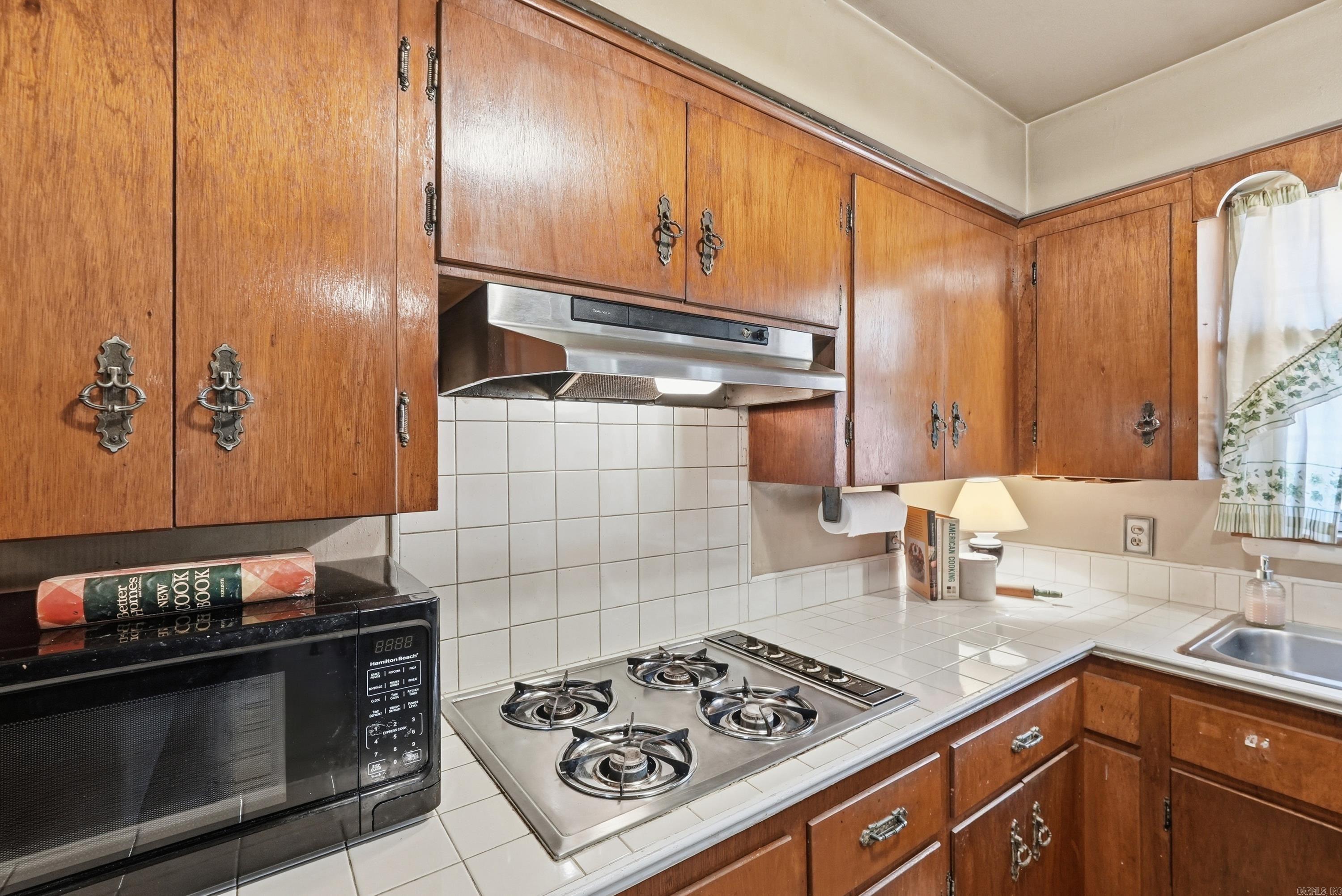 1932 Lenel Property Photo 9