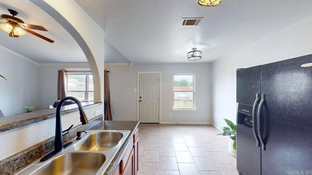 3615 Firefly Circle Property Photo 17
