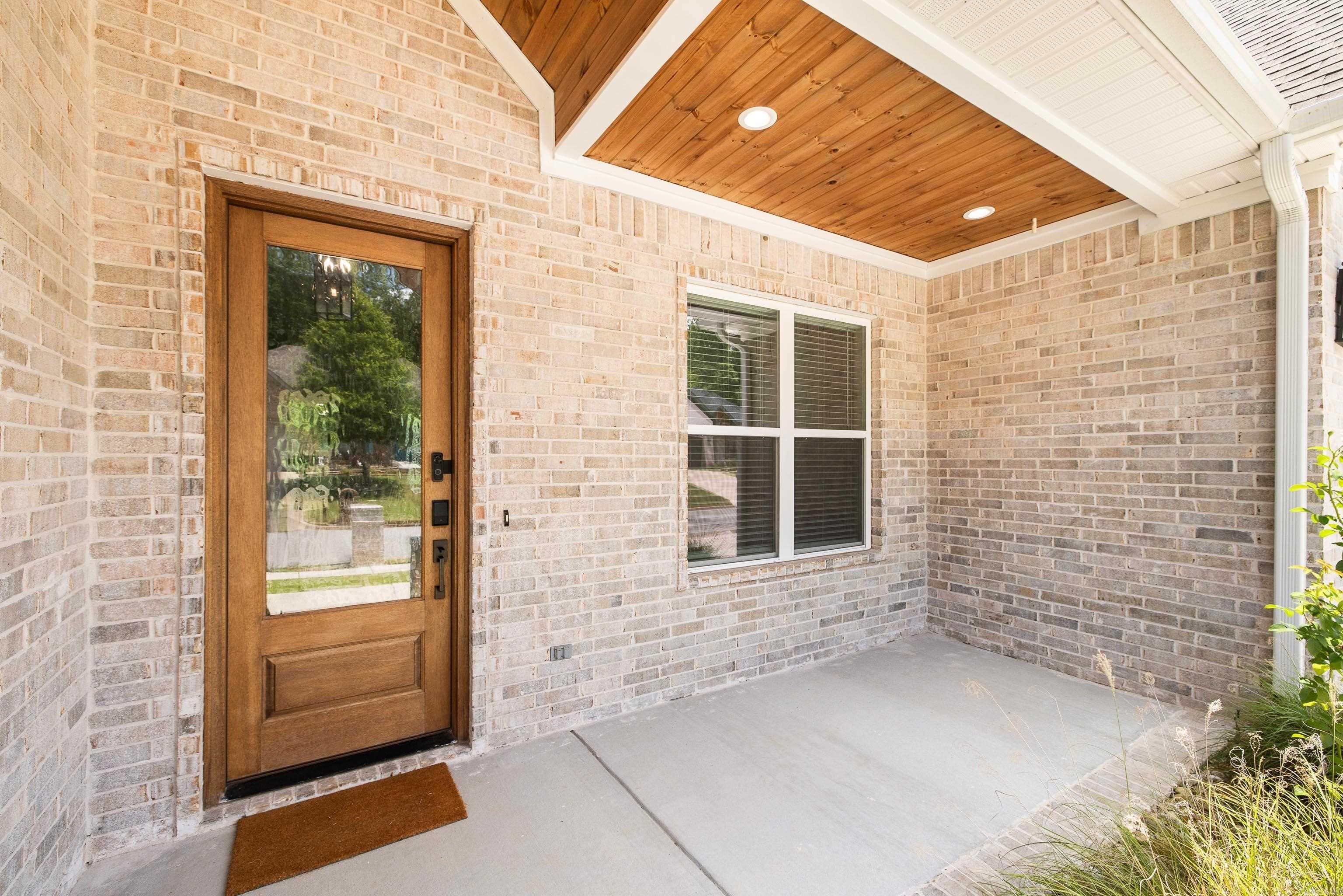 8008 N Shoreline Property Photo 4