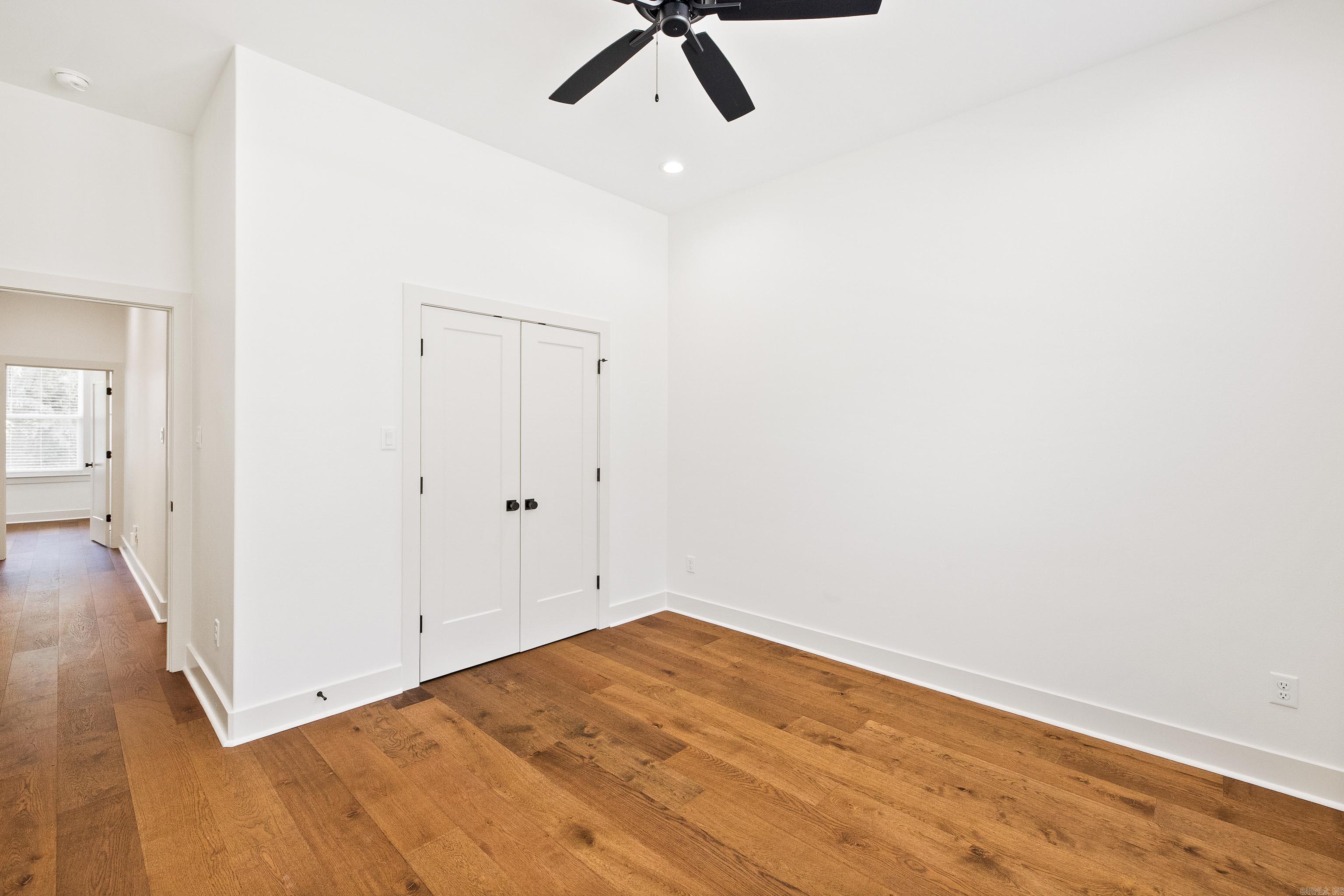 8008 N Shoreline Property Photo 31