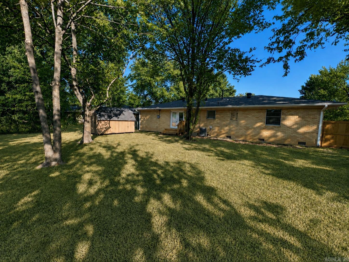405 Angus Street Property Photo 11