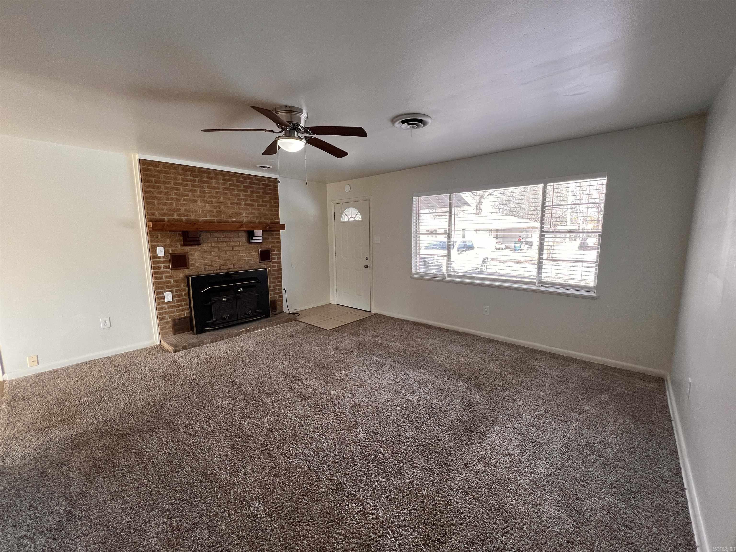 405 Angus Street Property Photo 18