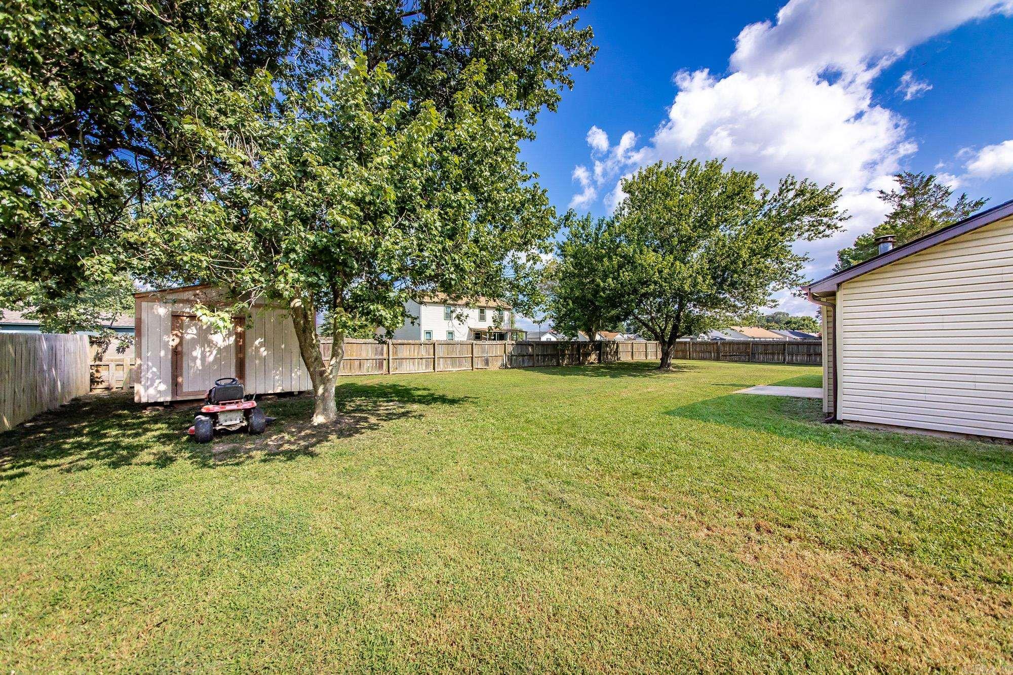 10 Fieldcrest Cv Property Photo 33